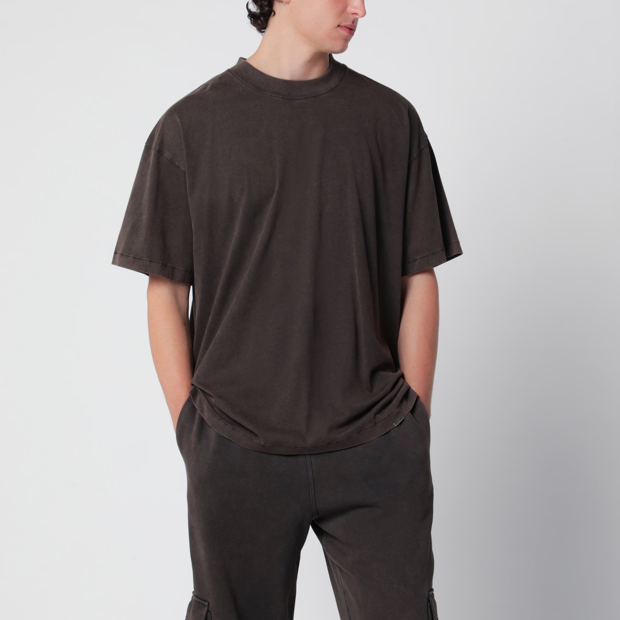 Kurzarm-T-Shirt in Kaffeebraun