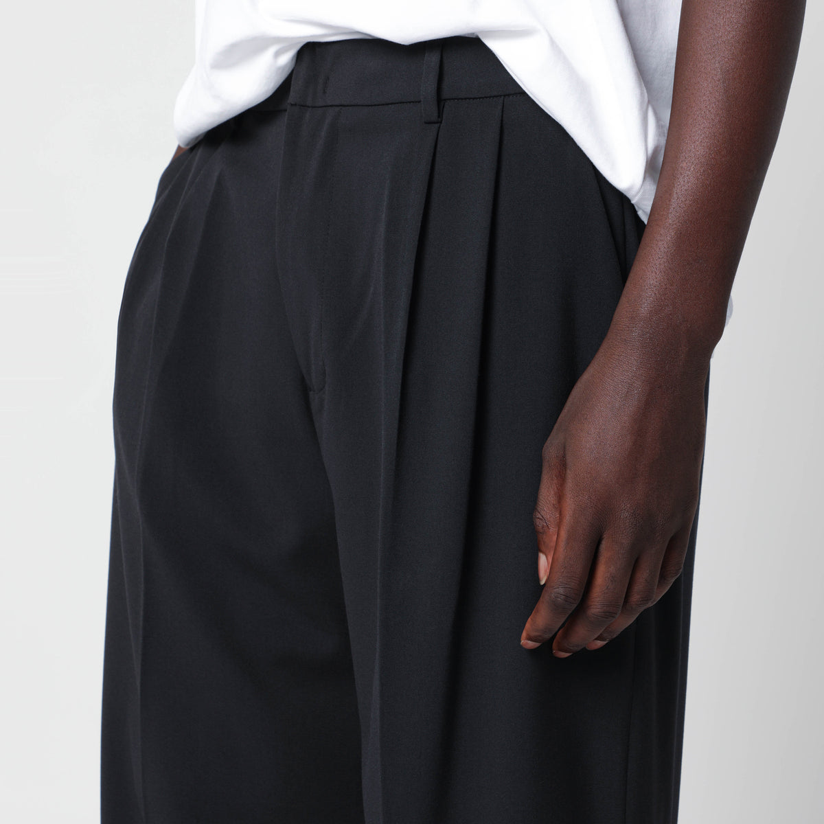 Schwarze Inno Hose aus Wollmischung