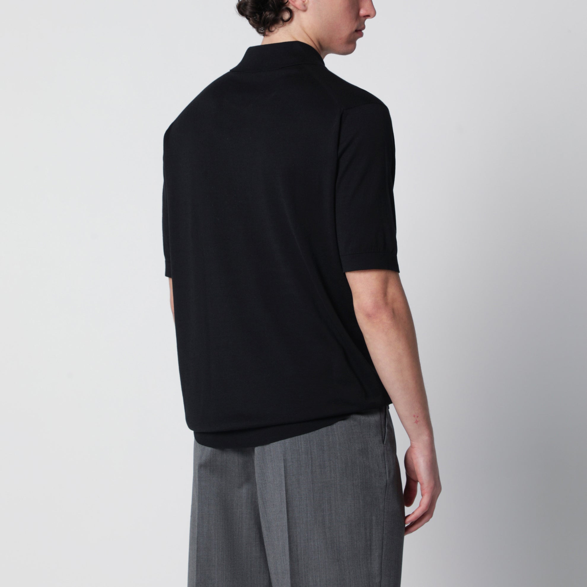 Polo Isis nera in cotone