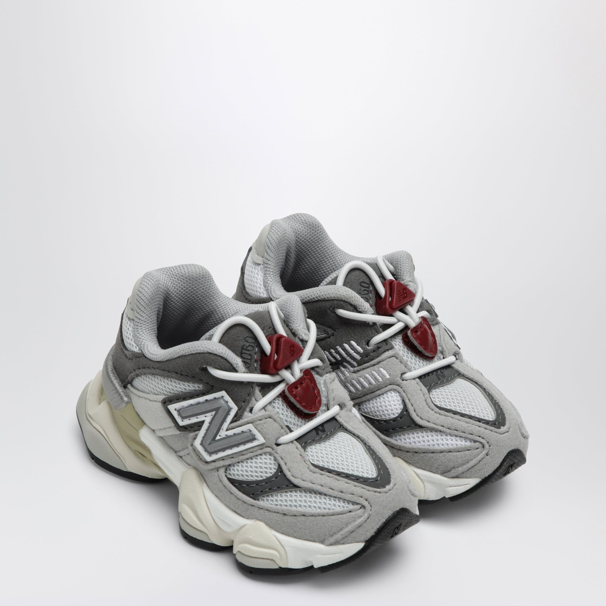 Sneakers 9060 Bungee Raincloud/Castelrock