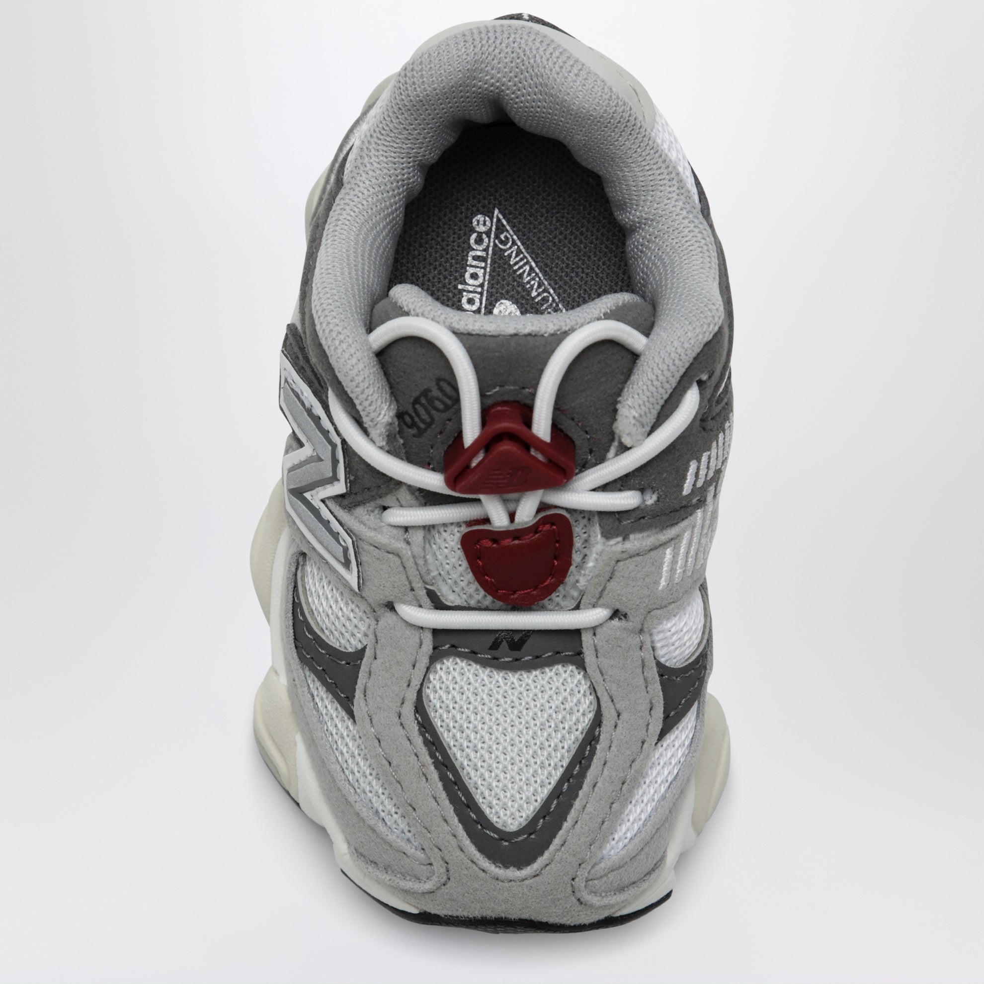 Sneakers 9060 Bungee Raincloud/Castelrock