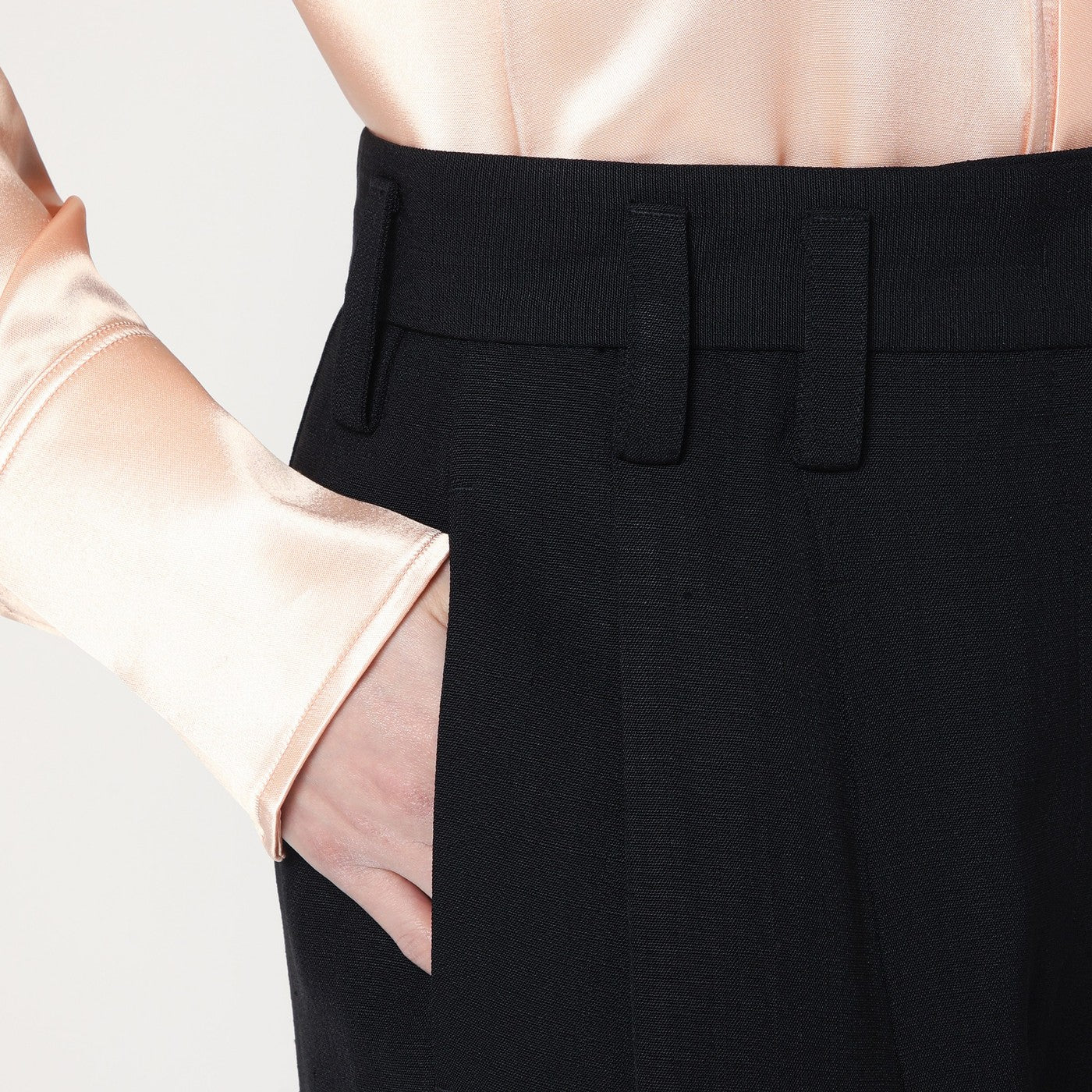 Pantalone ampio nero in misto seta