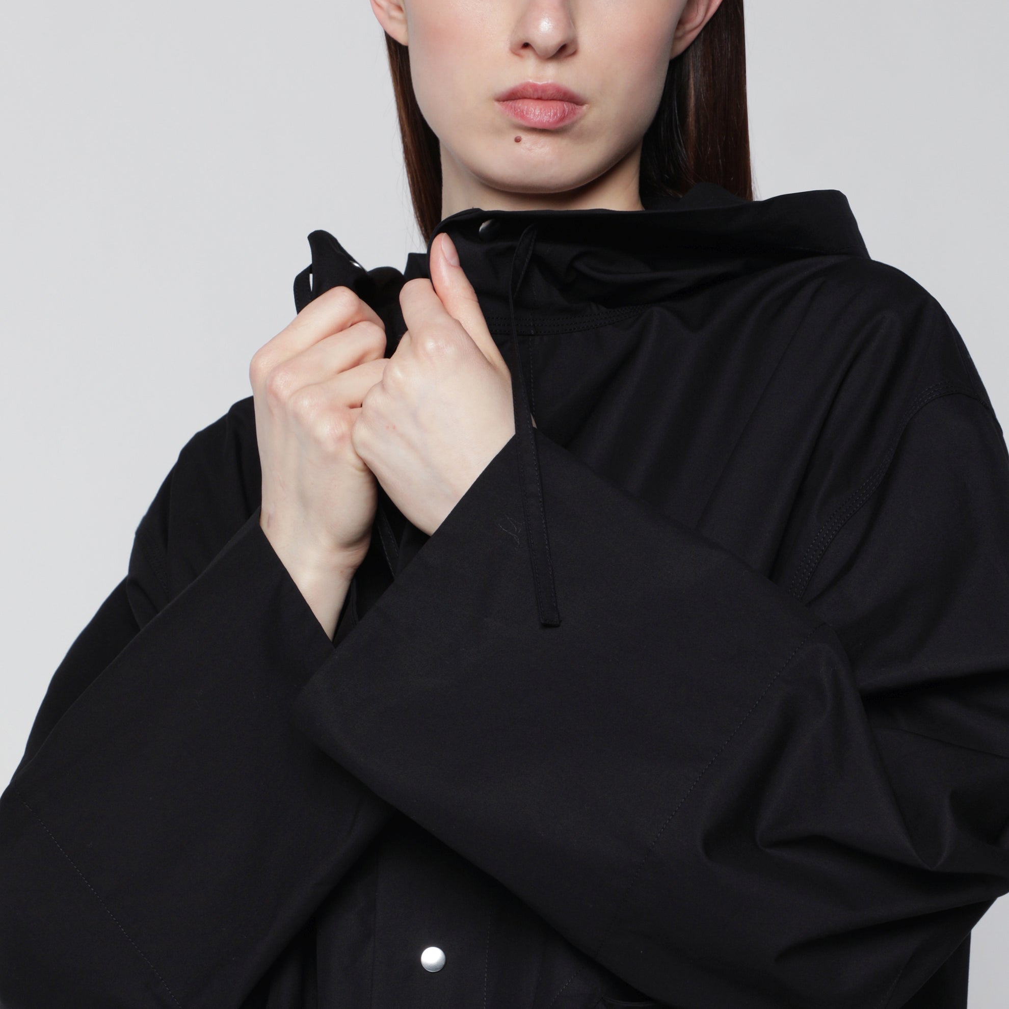 Mid-length hooded parka in waterproof cotton, black