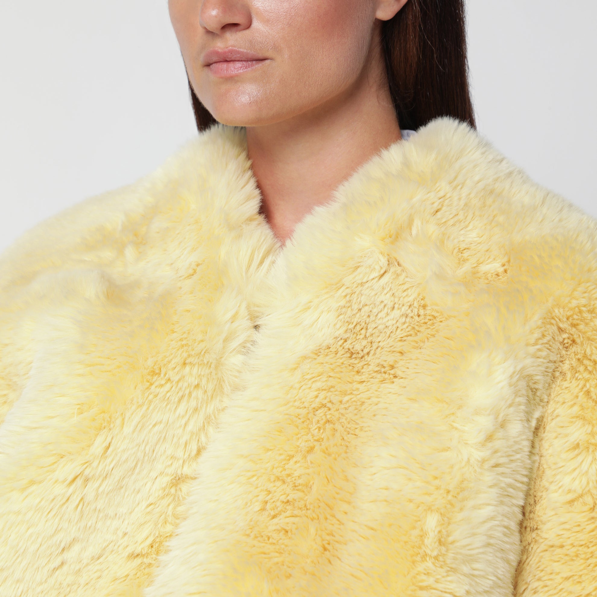 Bomber couleur beurre en fausse fourrure