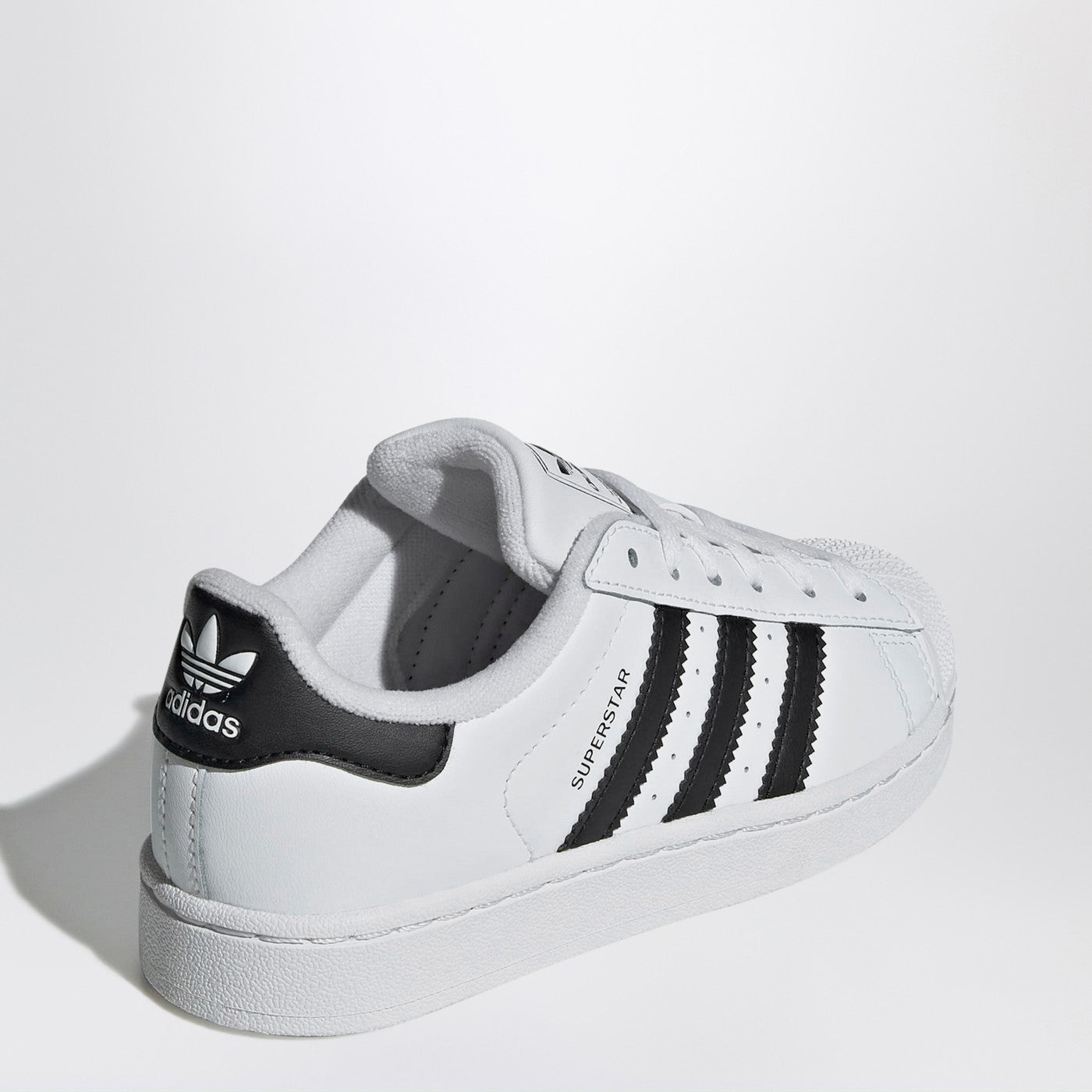 Superstar Sneakers white/black