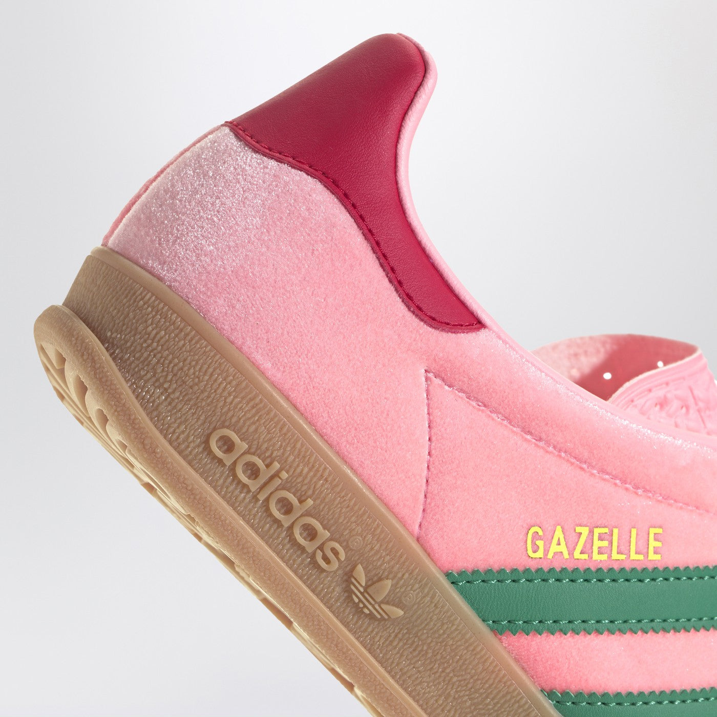 Gazelle Indoor Court Green/Glow Pink/Gum velvet Sneaker
