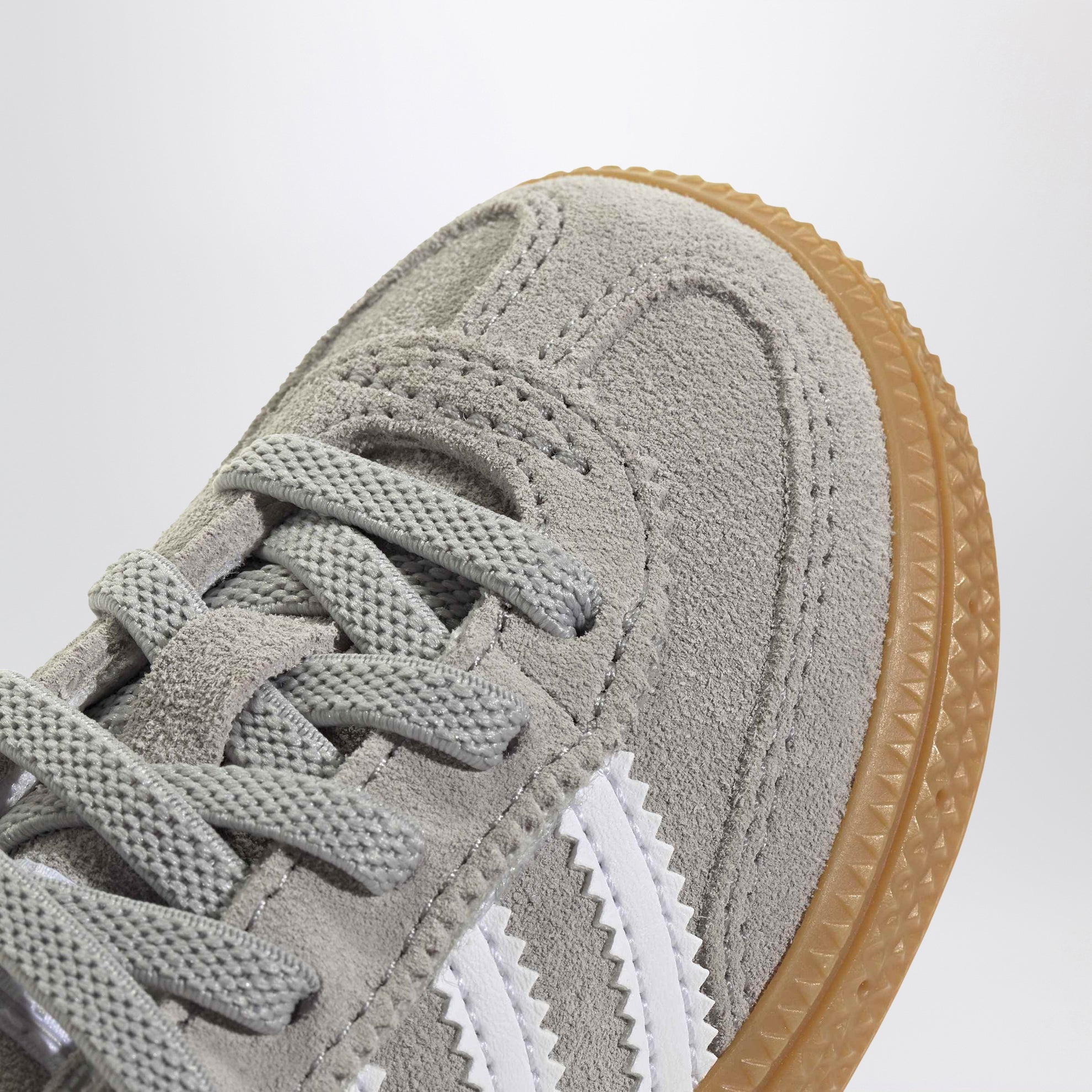 adidas Handball Spezial Sneaker in Grau und Weiß