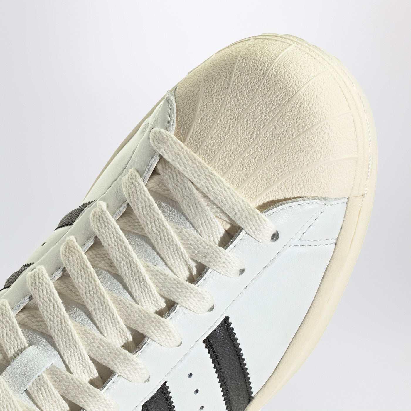 Superstar Vintage Core White&Black/Cream White Sneakers
