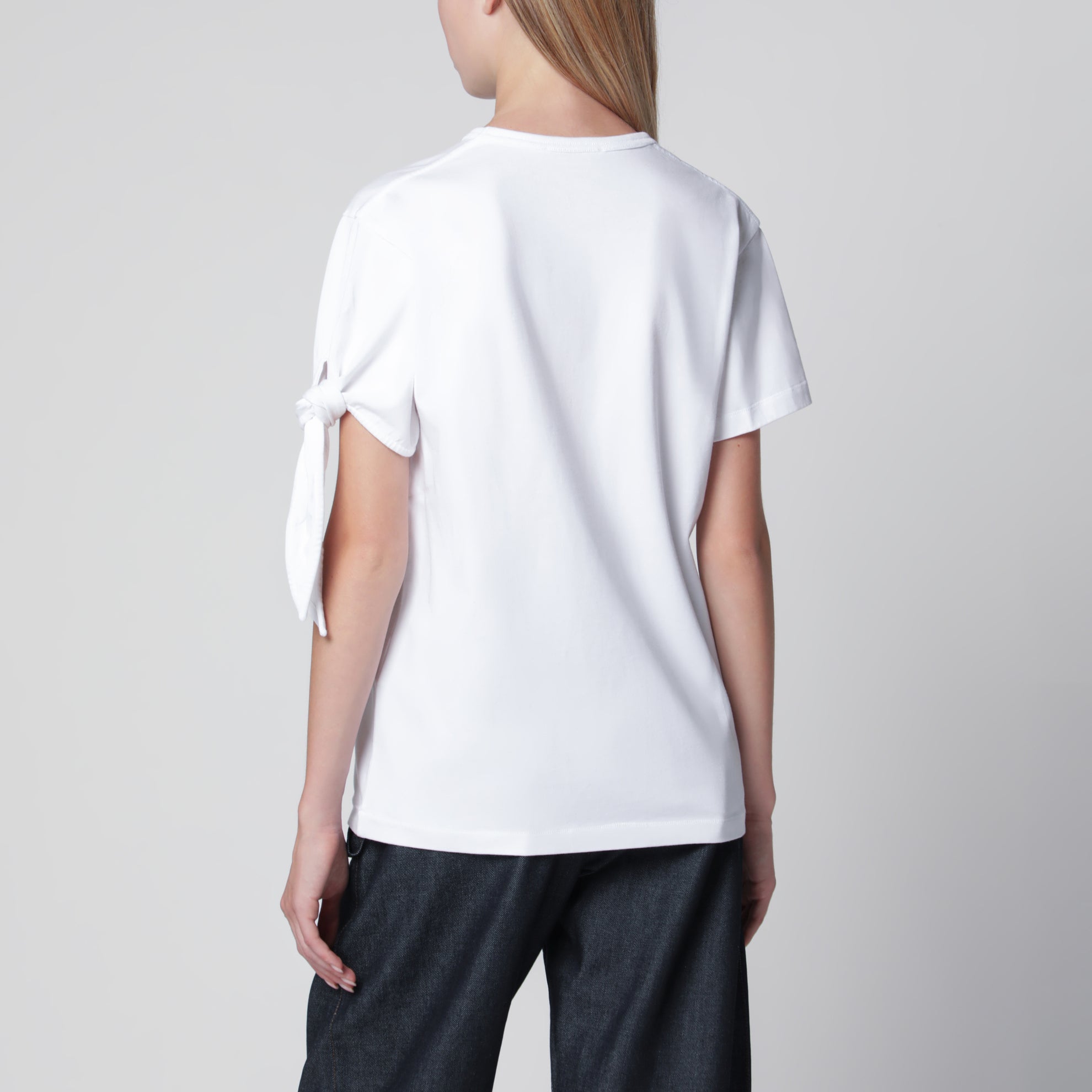 T-shirt con maniche annodate in cotone bianca