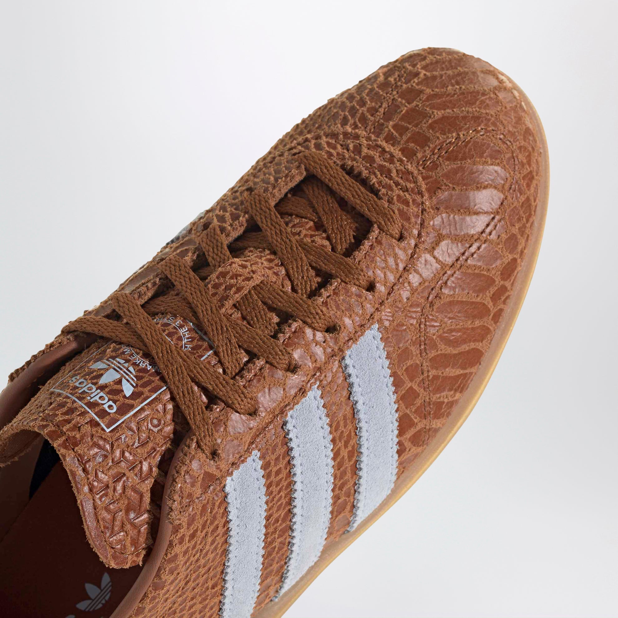 Sneakers Gazelle Lo Pro Dusky Bronze/Crystal Sky/Gum
