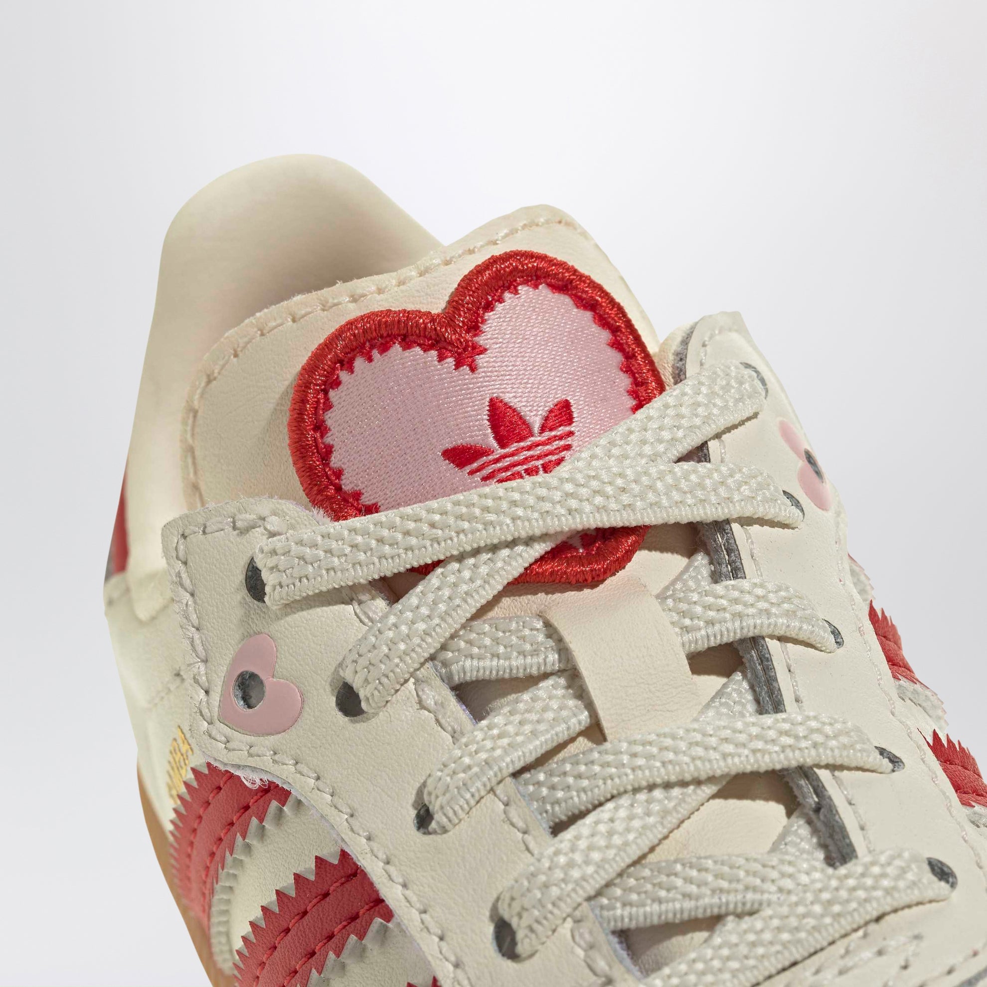Cream White/Better Scarlet/Gum Samba trainers with elastic laces
