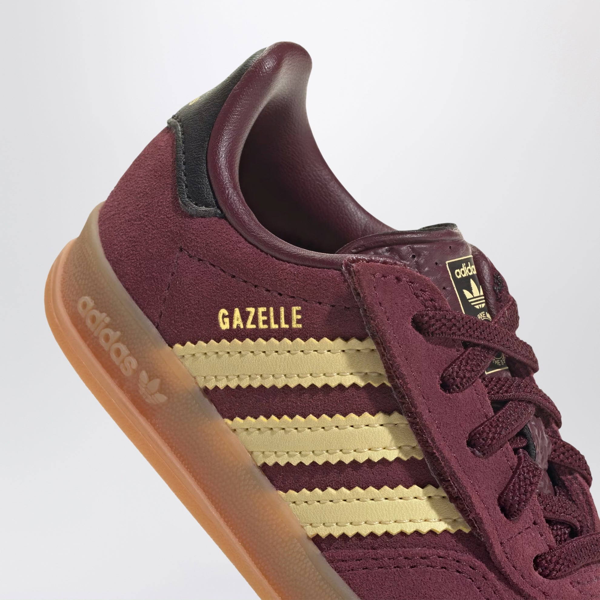 Gazelle Indoor Comfort Closure Elastic Lace Sneaker in Bordeaux / Hellgelb