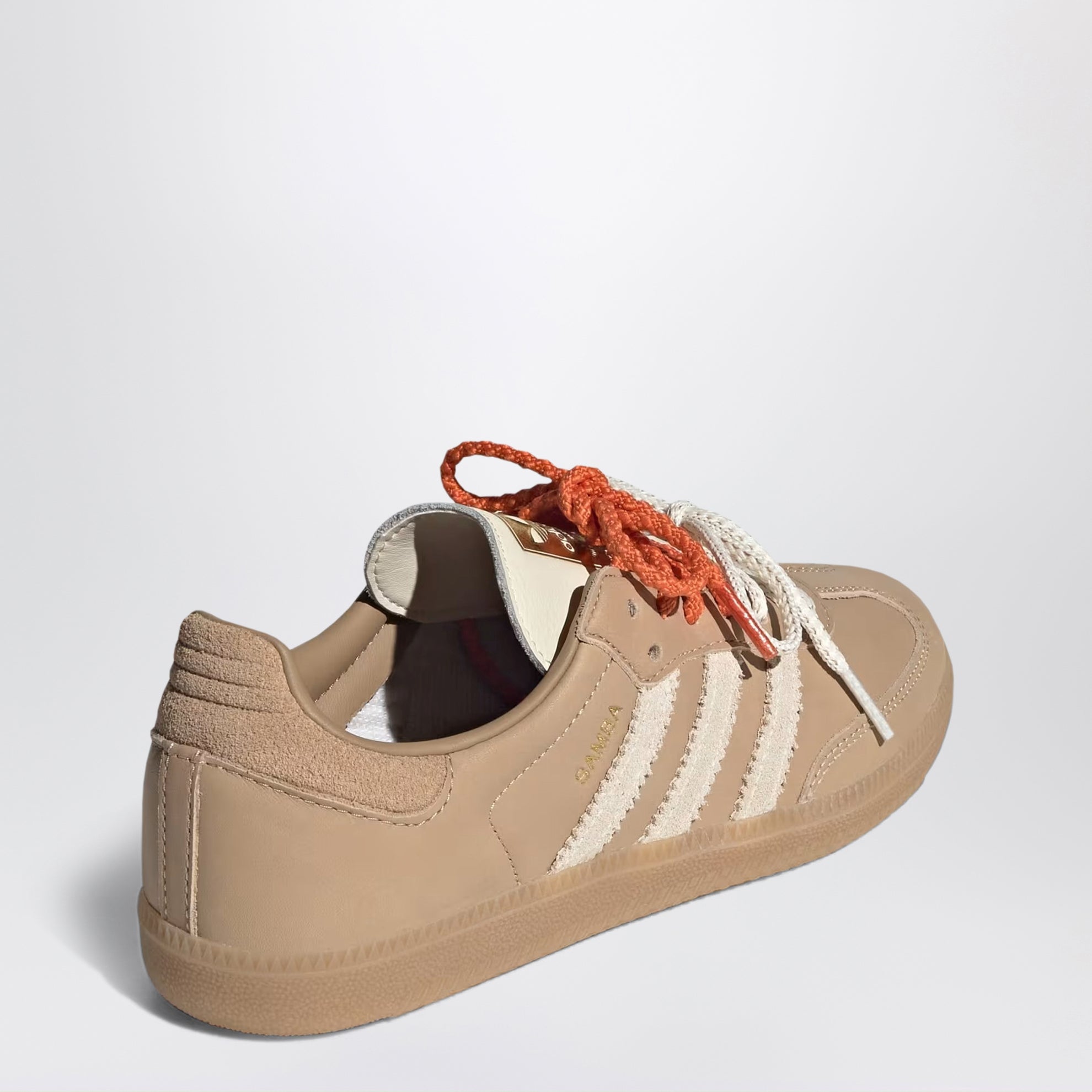 Samba OG shoes in Magic Beige / Cream White / Cardboard