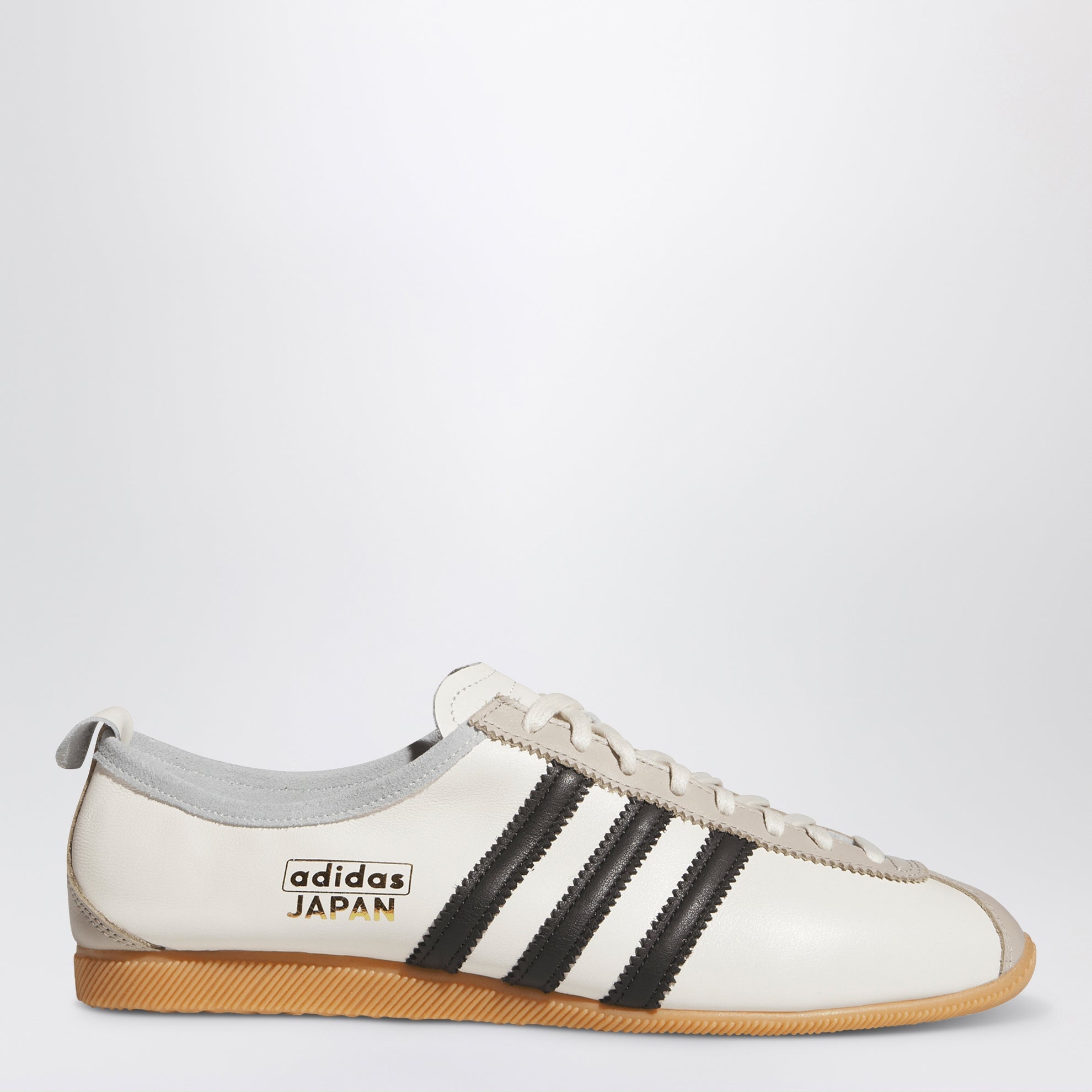 Sneaker Japan Off White / Core Black / Wonder Beige
