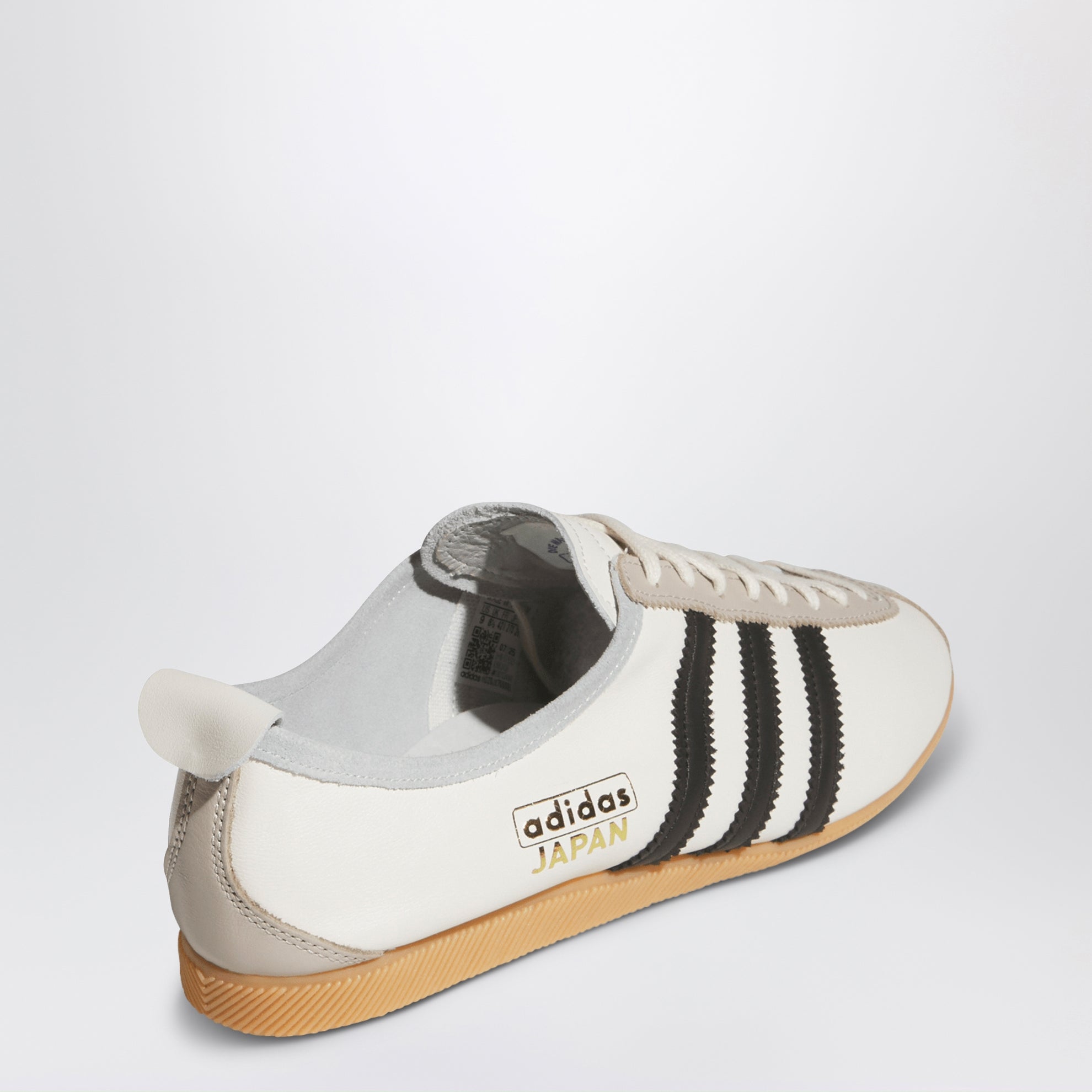 Sneaker Japan Off White / Core Black / Wonder Beige