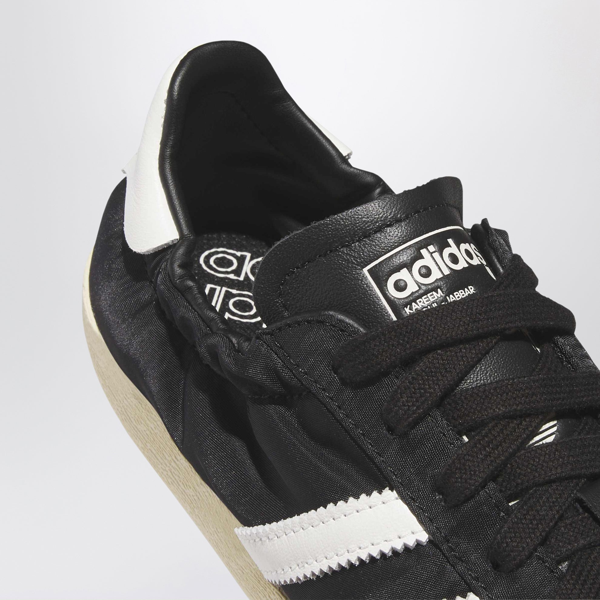 Jabbar Low Scrunch Sneaker Core Black / Off White / Warm Vanilla