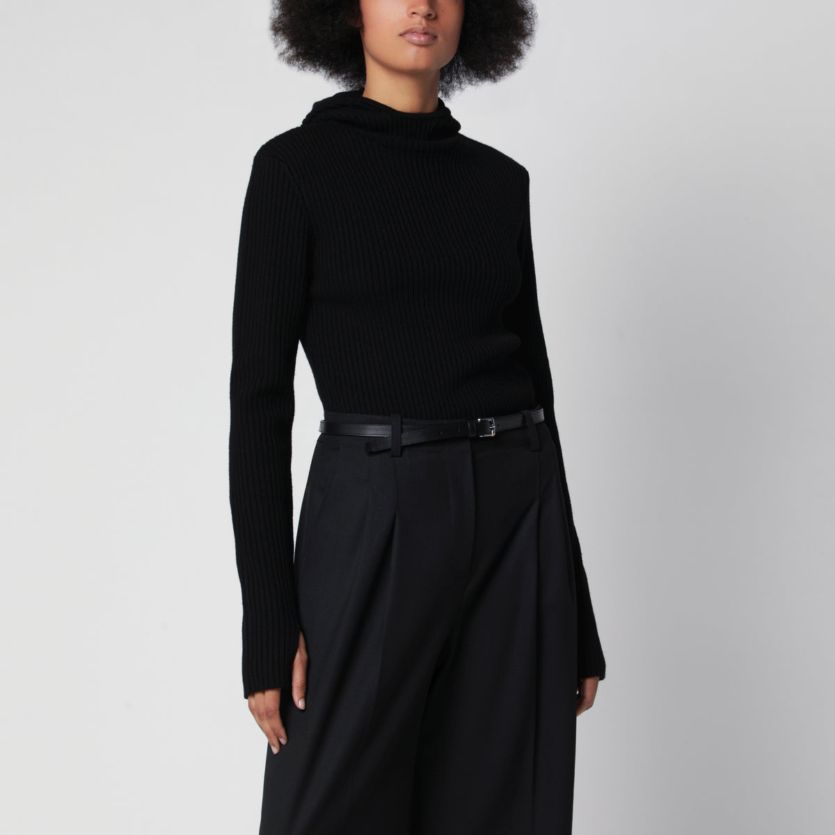 Larice black merino wool top