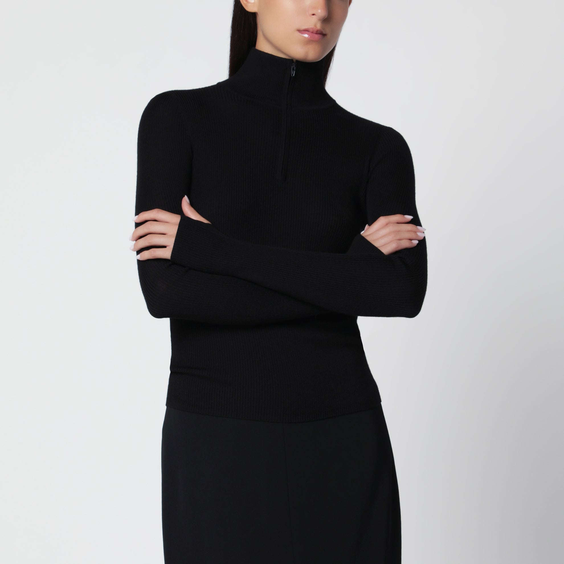 Pull Sade noir en laine et soie