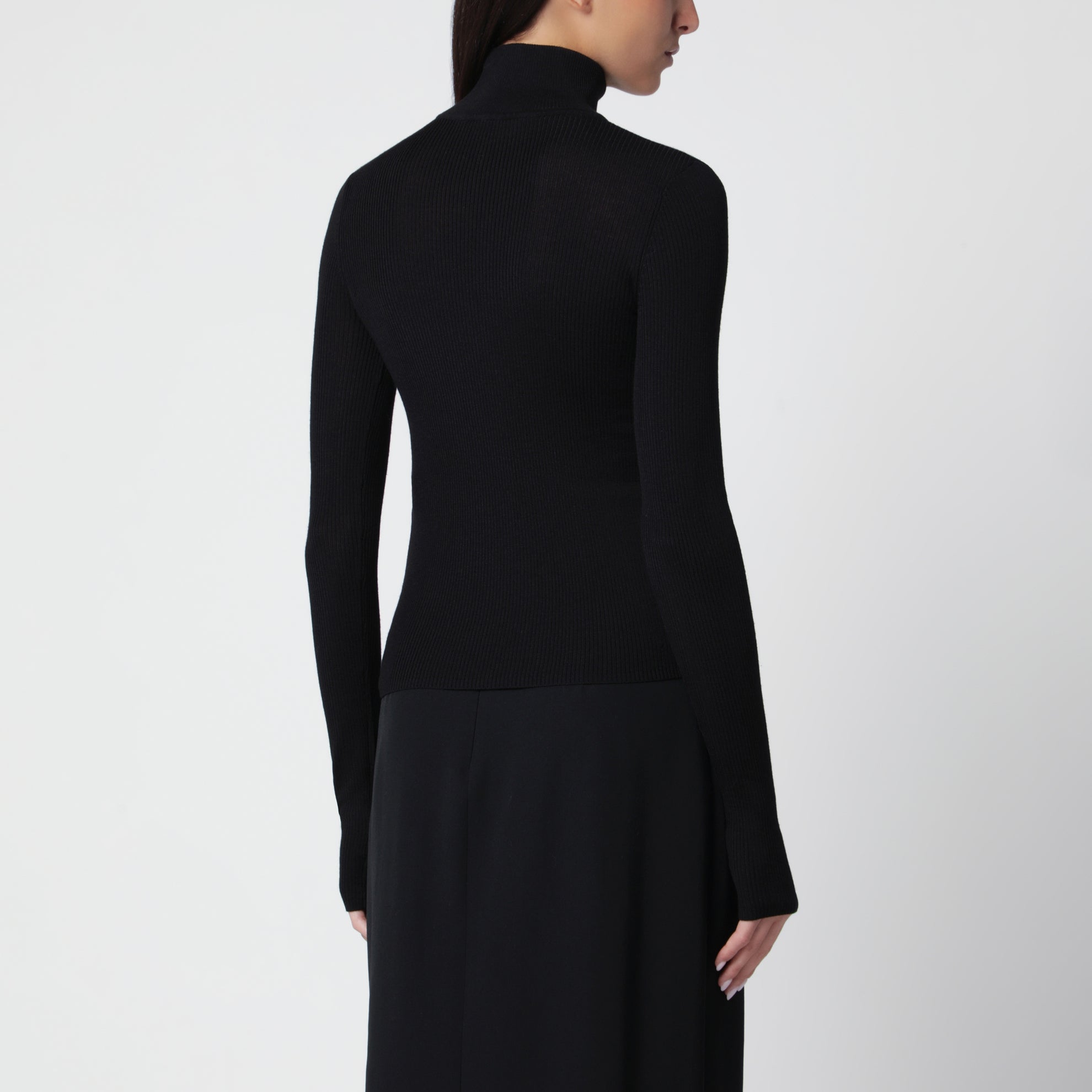 Pull Sade noir en laine et soie