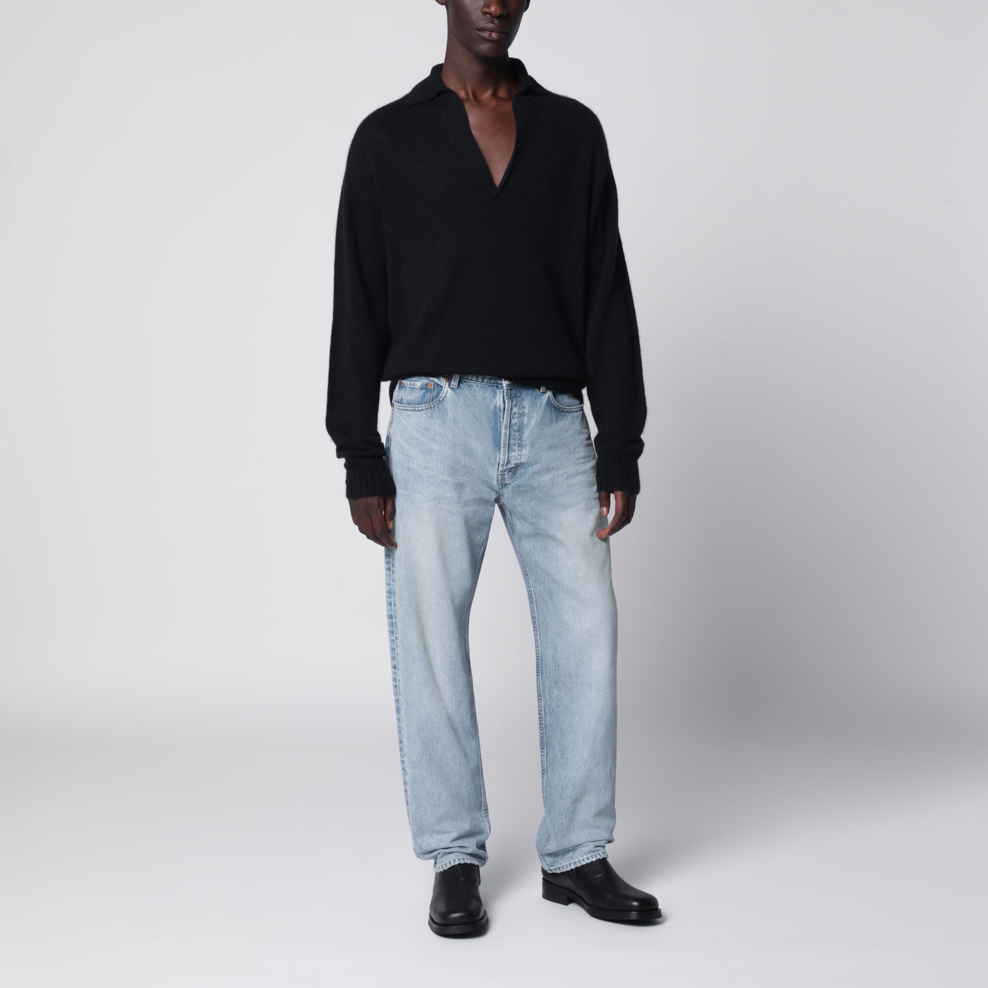 Long-sleeve V-neck cashmere and silk polo in black