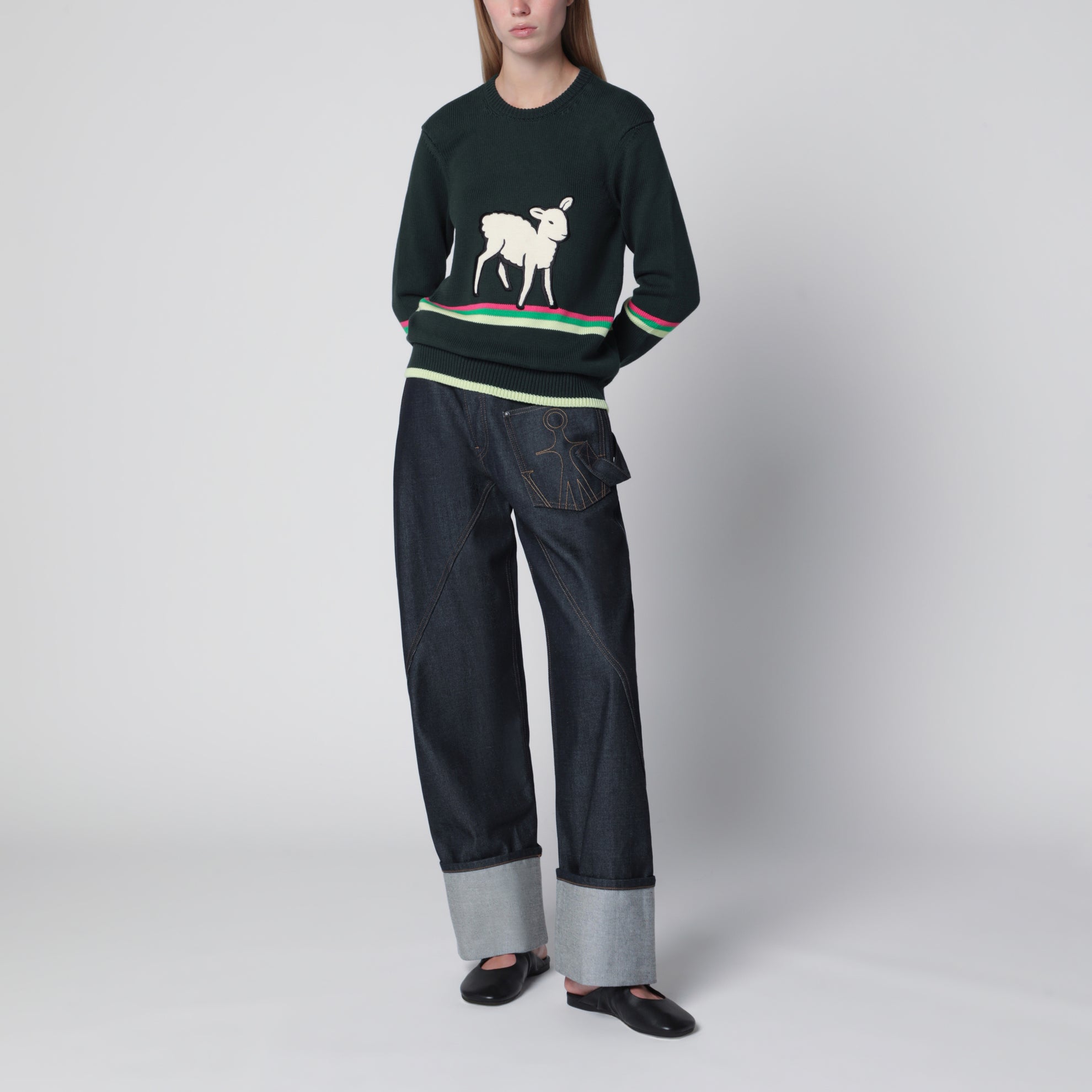 Dark green cotton sweater with sheep embroidery
