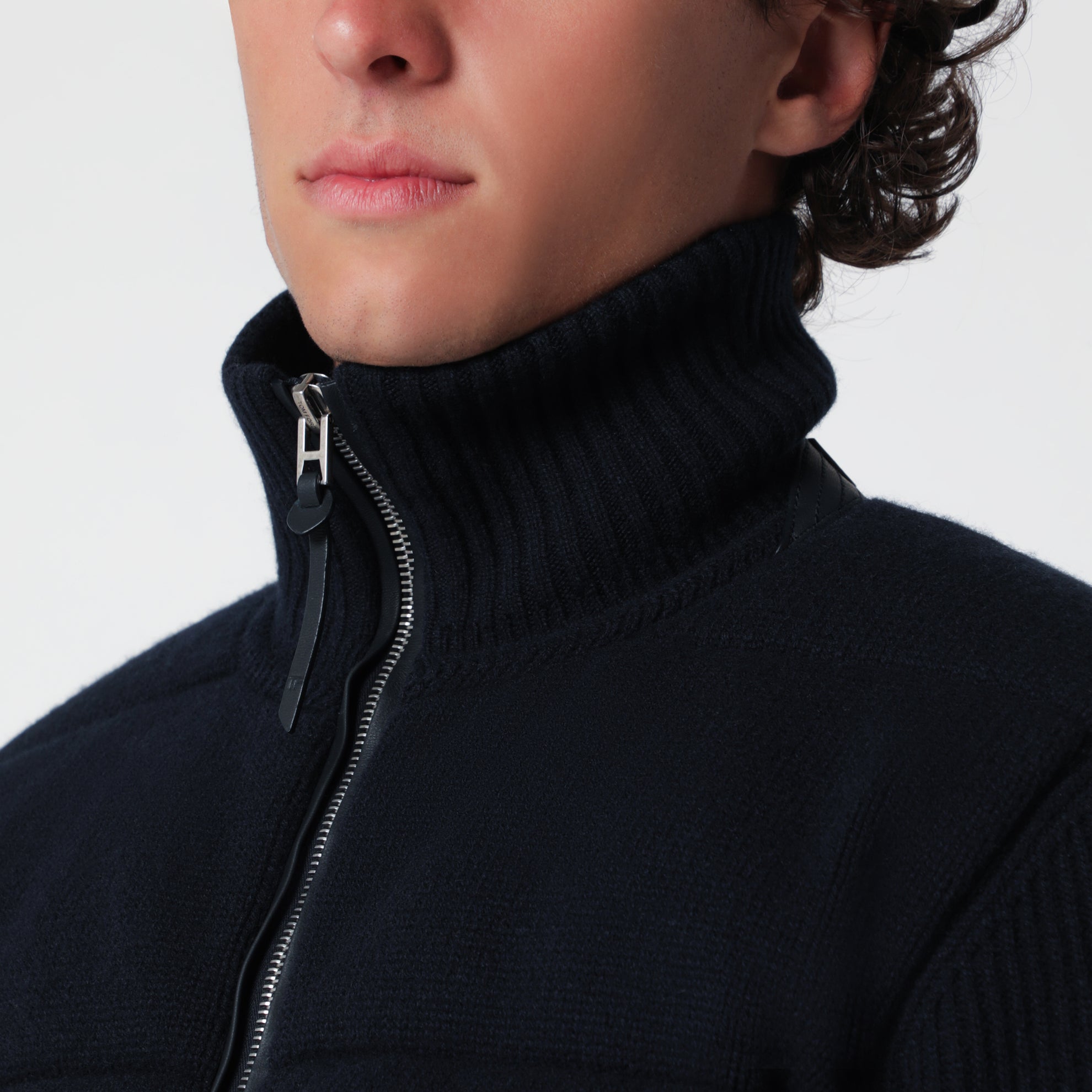 Giacca blu navy in lana vergine