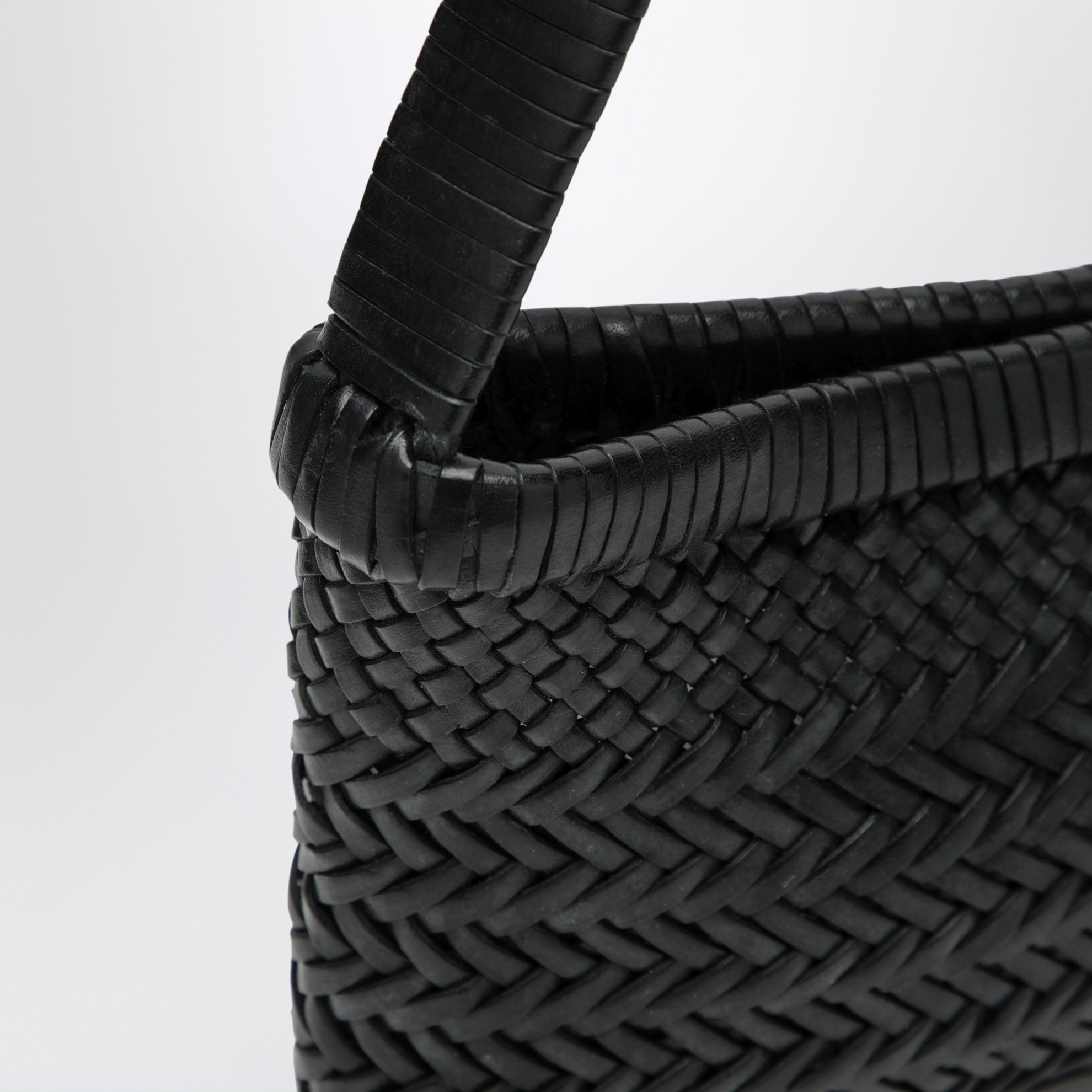 Black Canyon leather bag