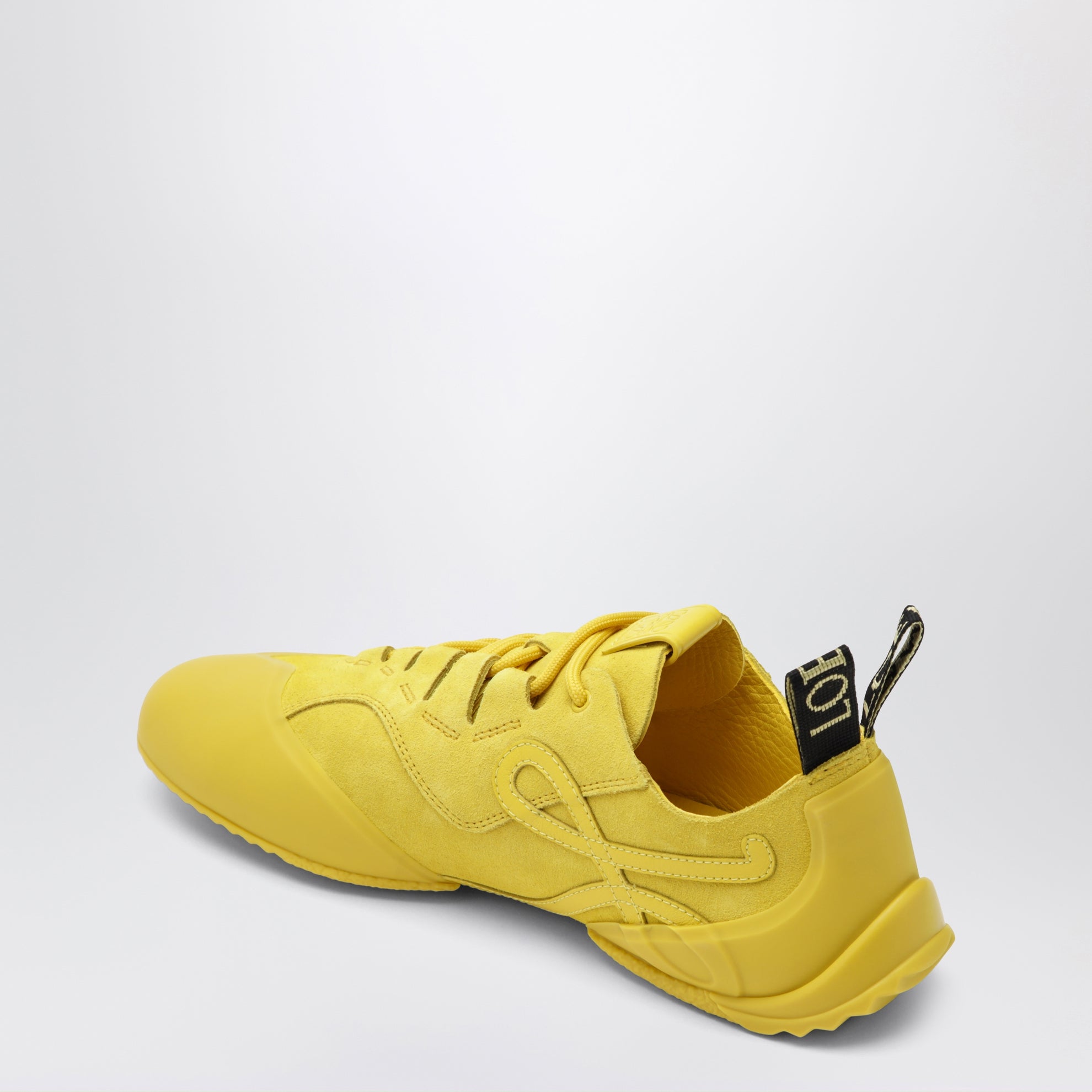 Sneaker Grip in pelle di vitello scamosciata gialla