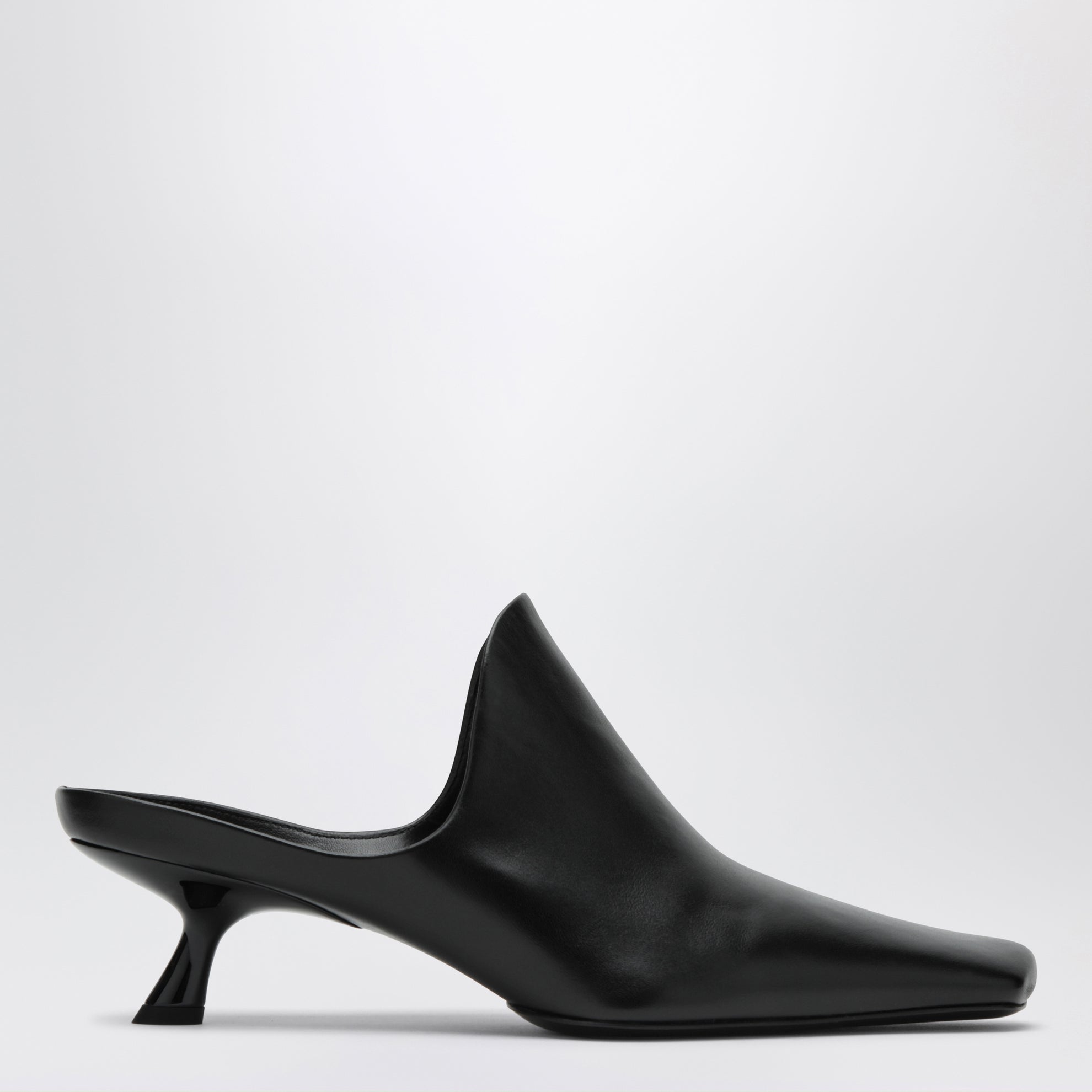 Emily lambskin leather mules in black