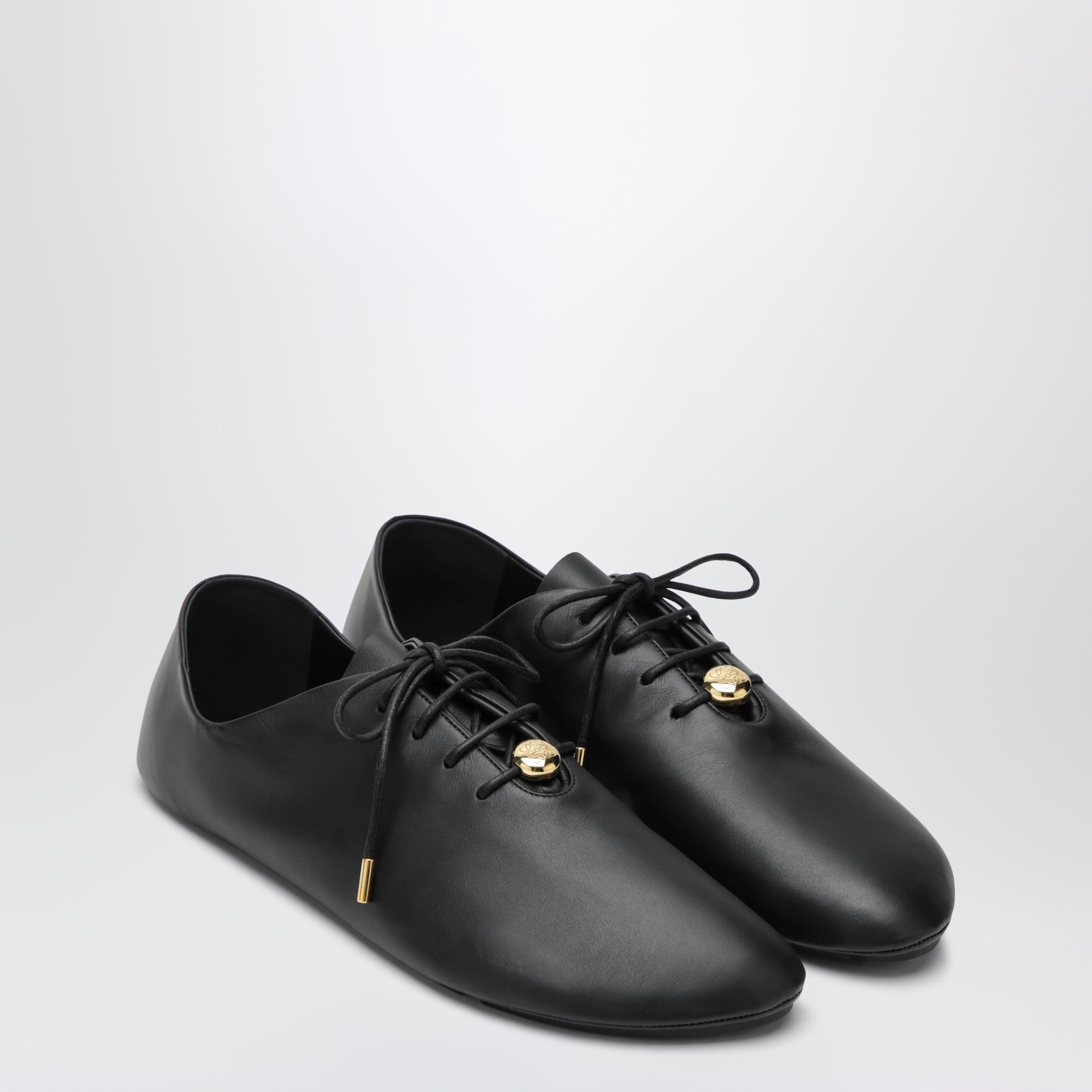 Schwarze Pebble Soft Schnürschuhe aus Kalbsnappaleder