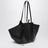 Borsa Large Mochi in pelle martellata nera
