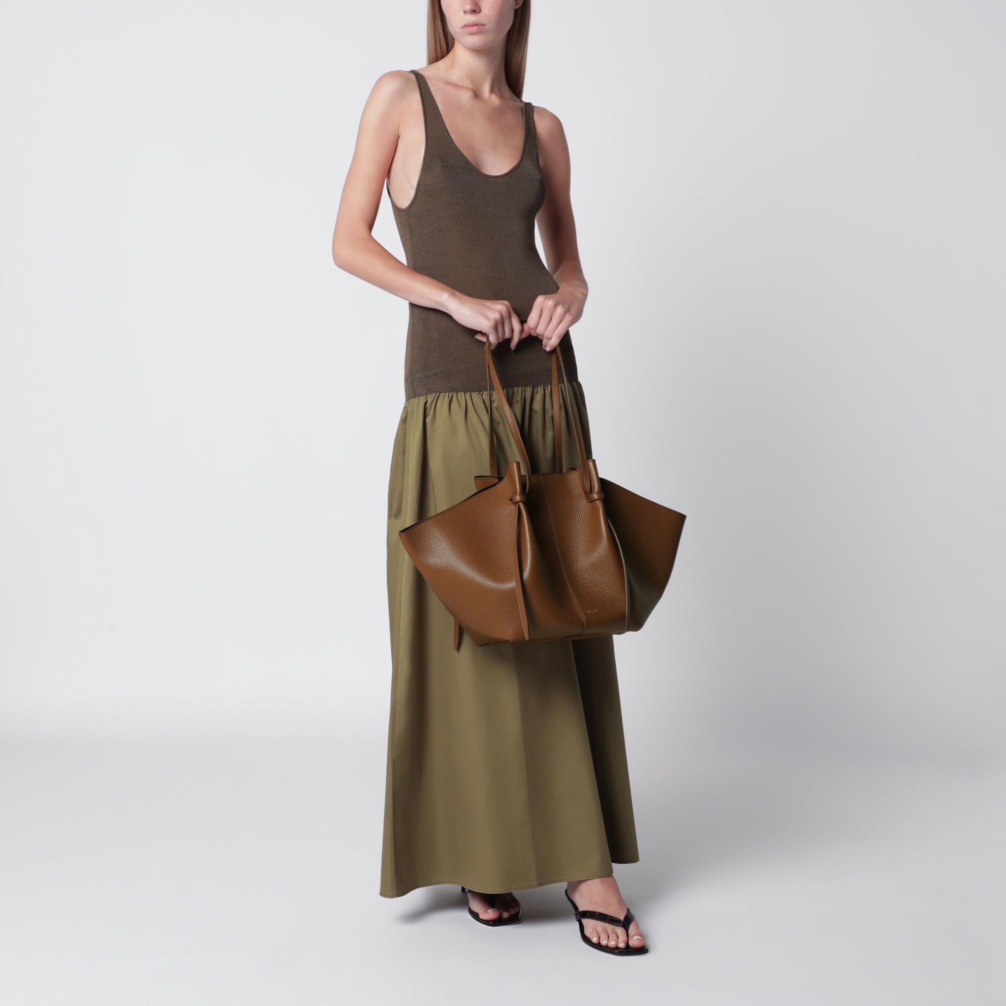Large Mochi Bag in Hazel Pebble-Grained Leather