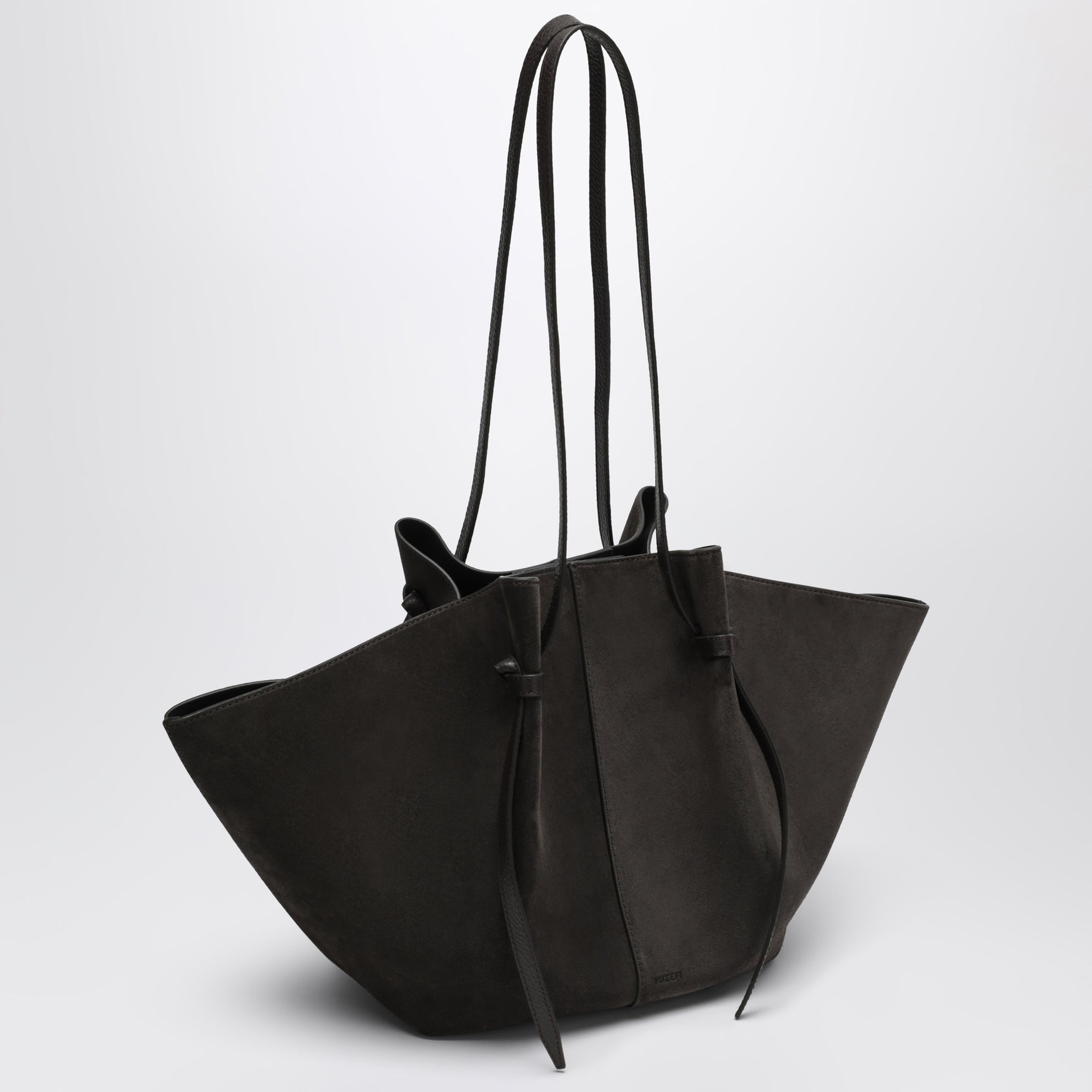 Sac Large Mochi en cuir suédé Ganache