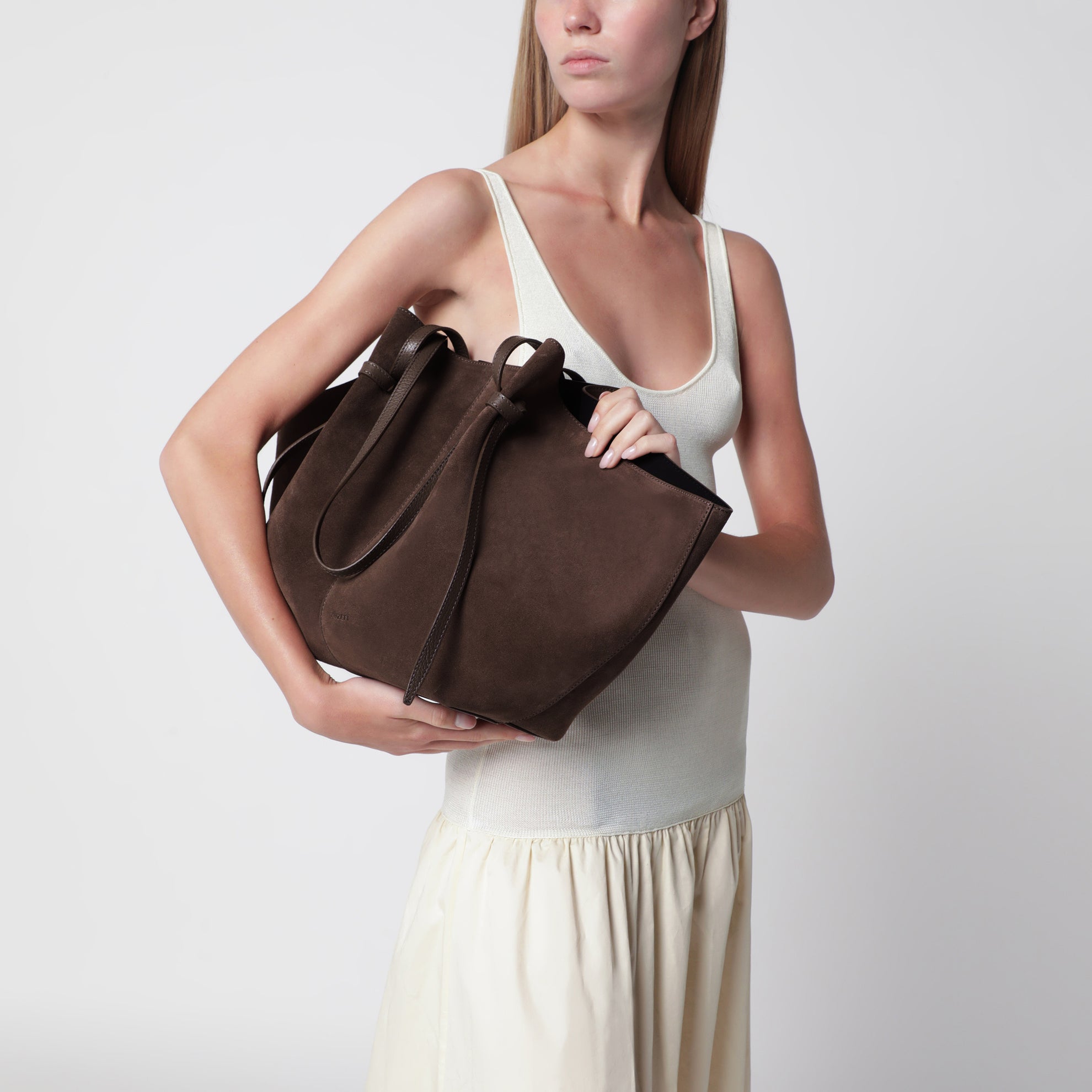 Sac Large Mochi en cuir suédé Nutmeg