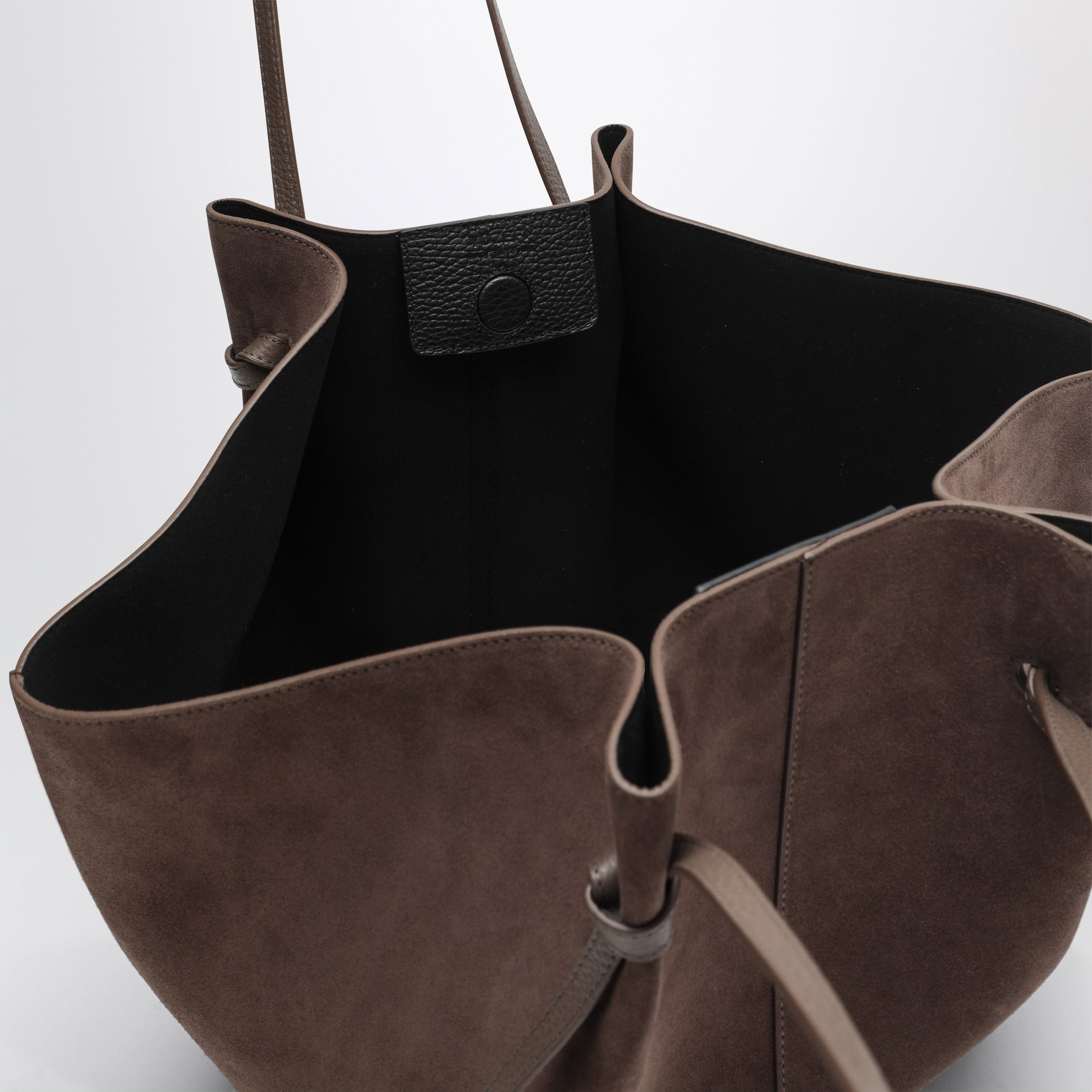 Sac Large Mochi en cuir suédé Nutmeg
