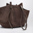 Sac Large Mochi en cuir suédé Nutmeg