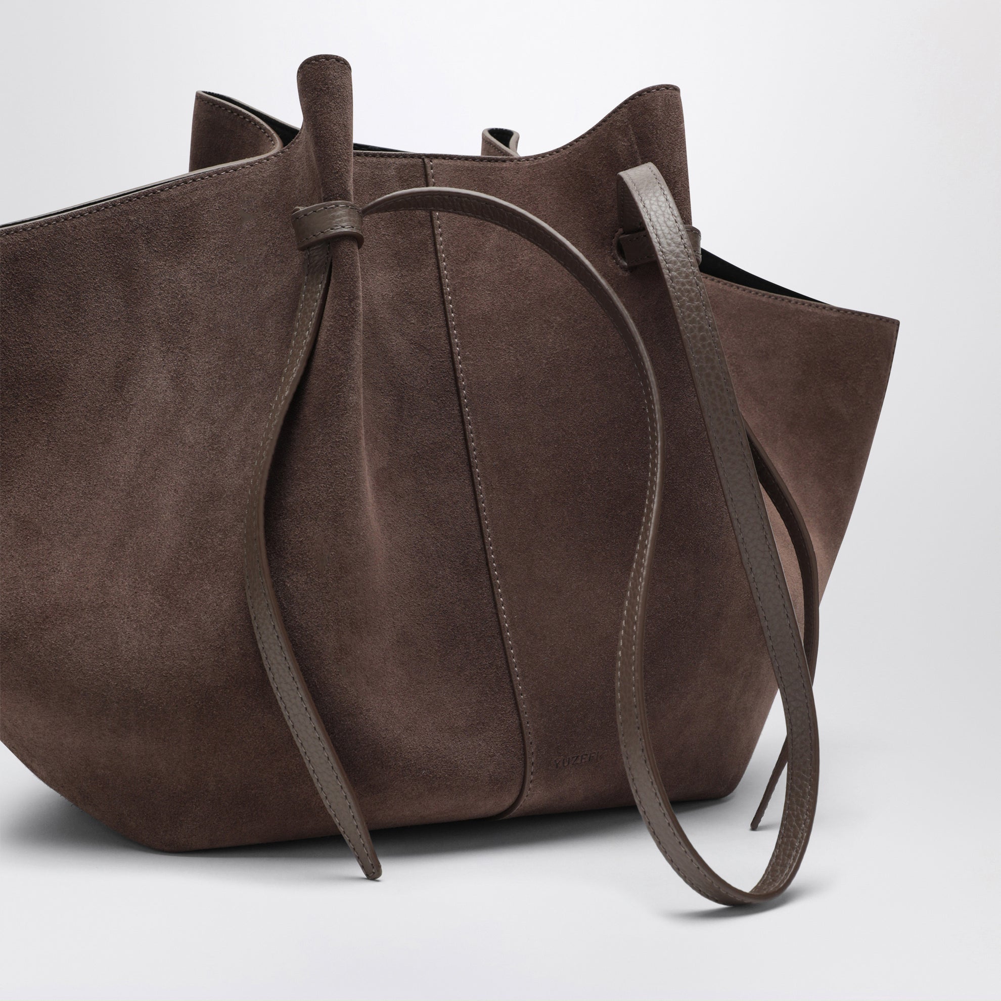 Sac Large Mochi en cuir suédé Nutmeg