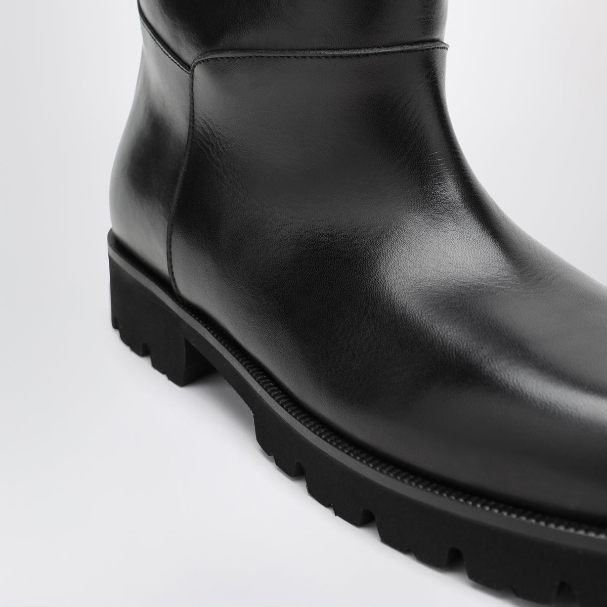 Loch Schwarze Vollnarbenlederstiefel