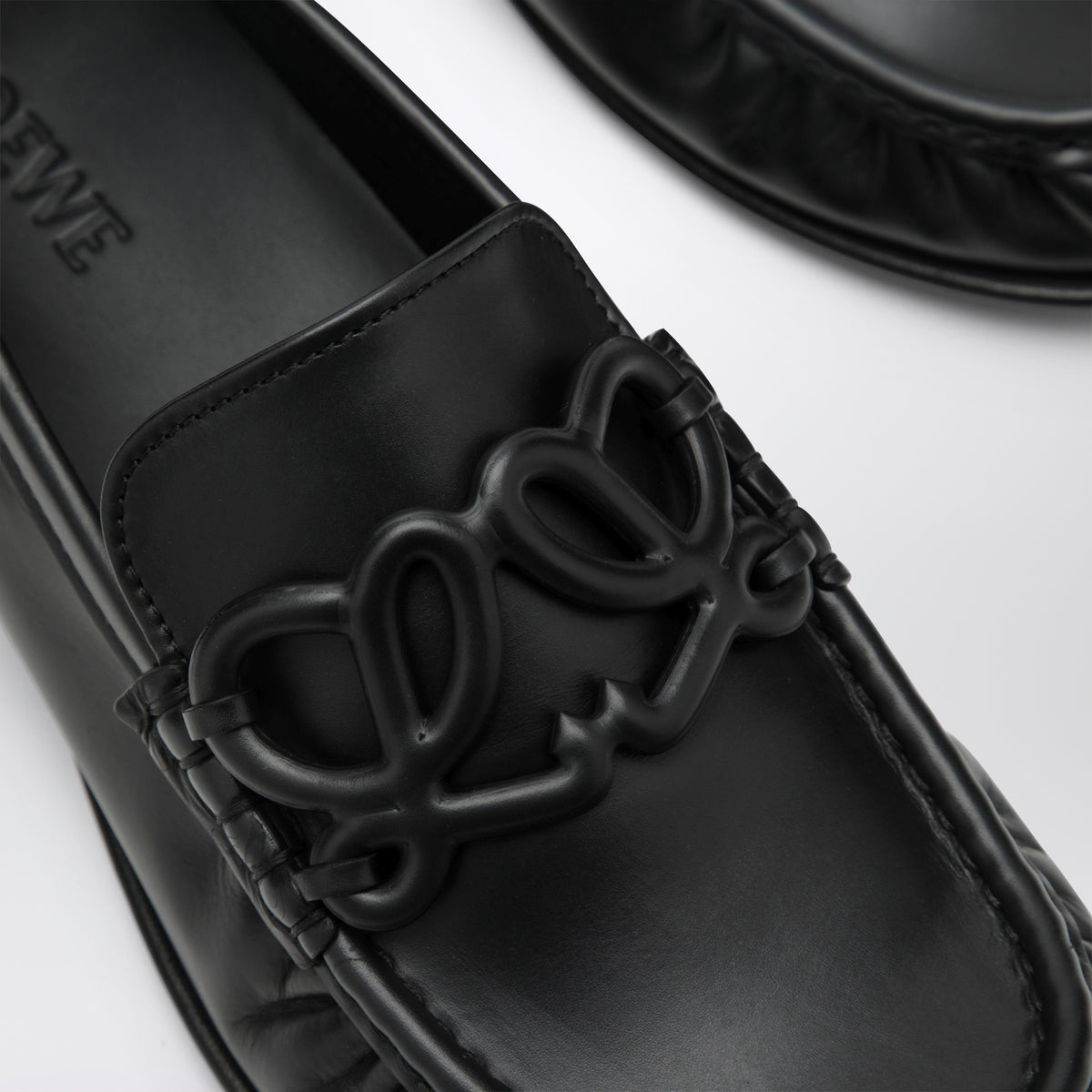 Mocassins Double L noirs en cuir de veau