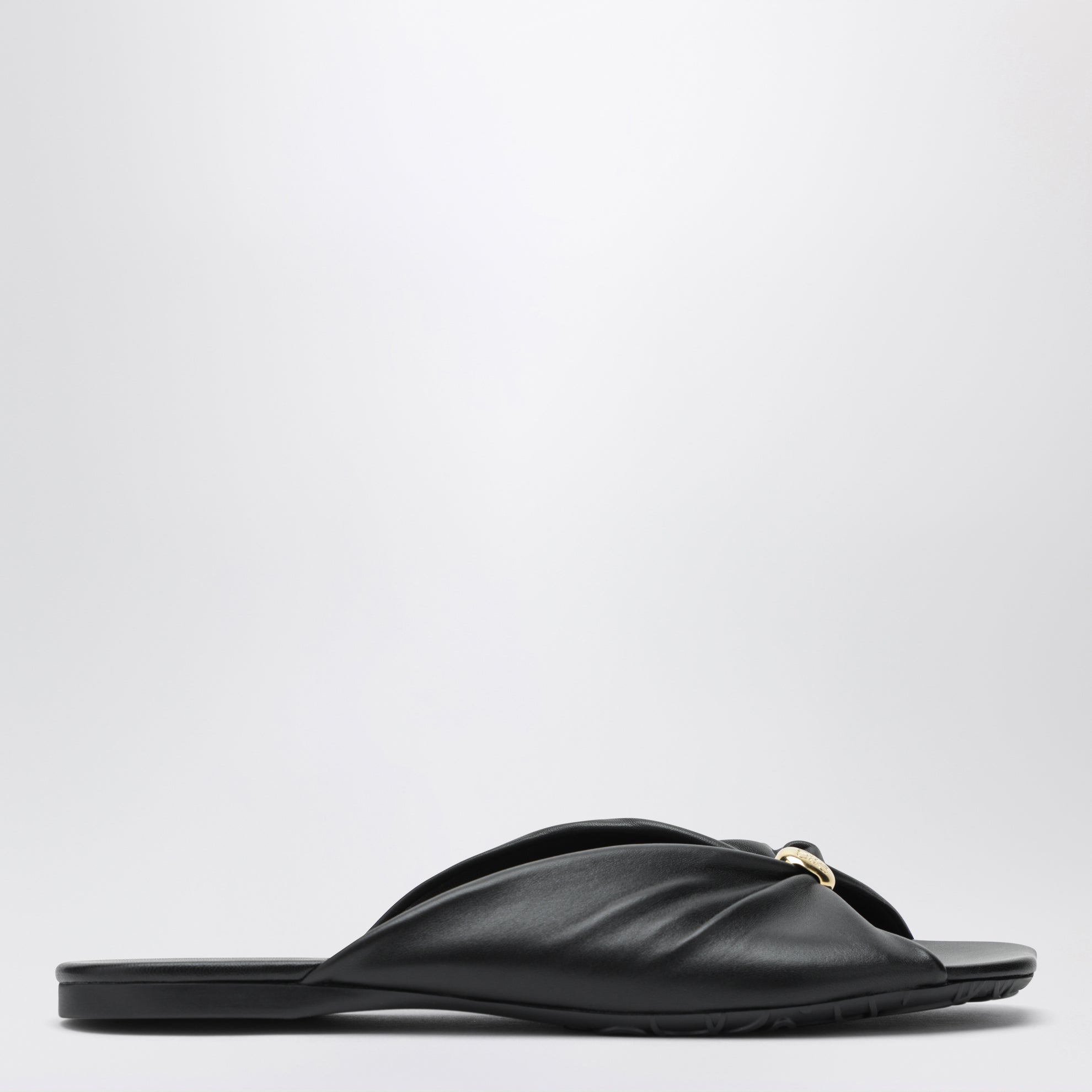 Slides Pebble Soft aus Lammnappa in Schwarz