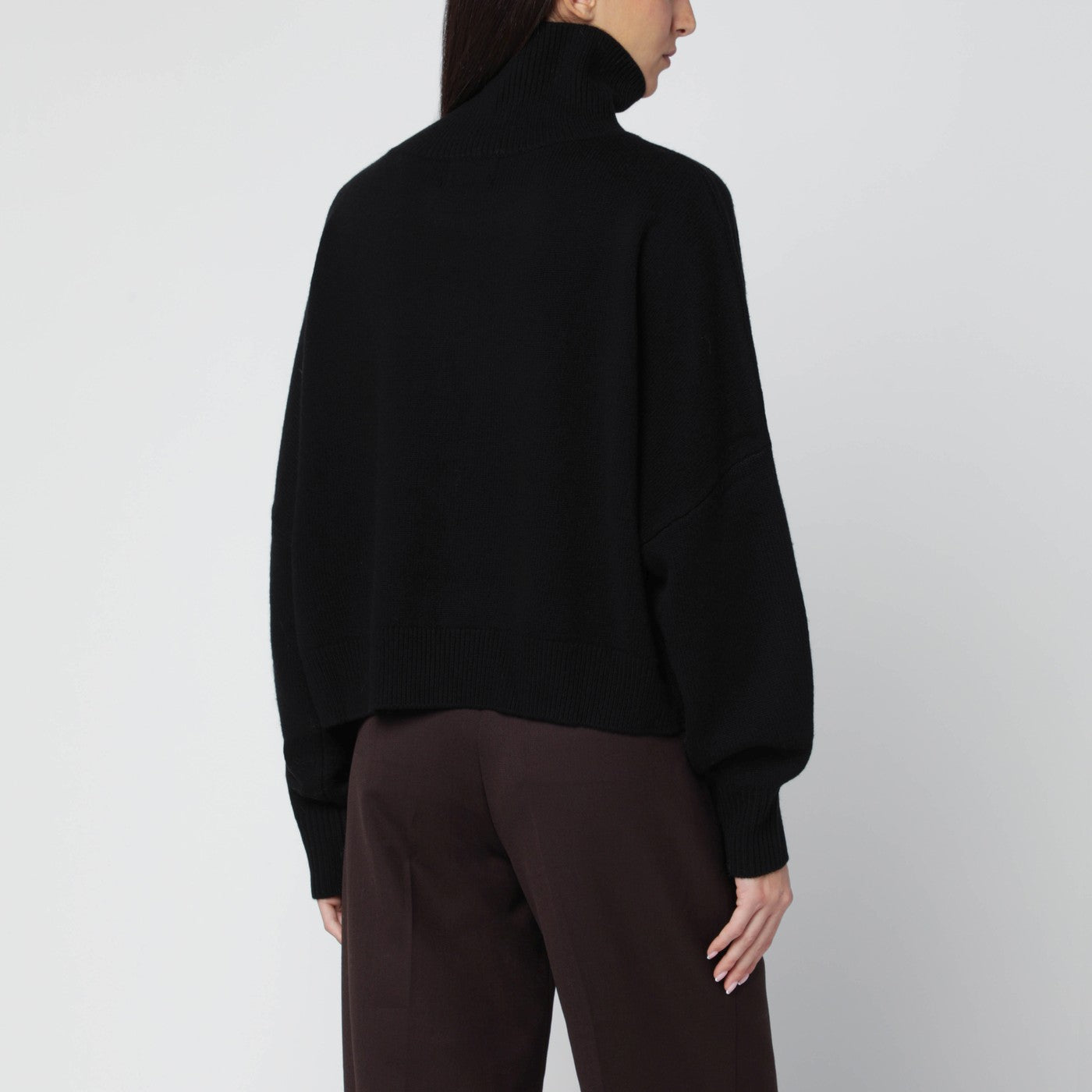 Black wool and cashmere sweater