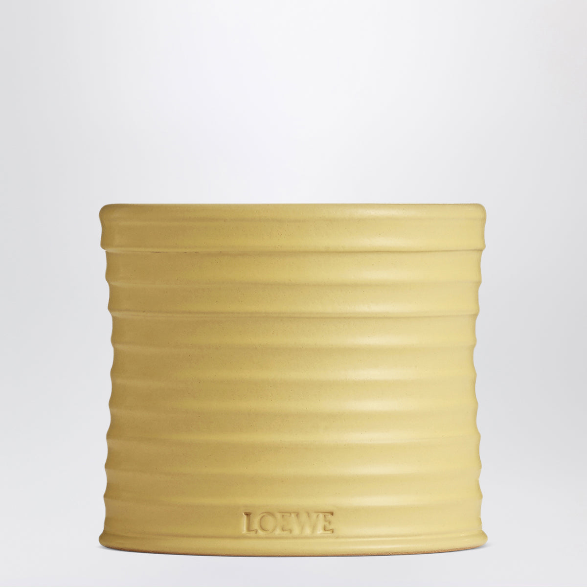 Medium honeysuckle-scented candle