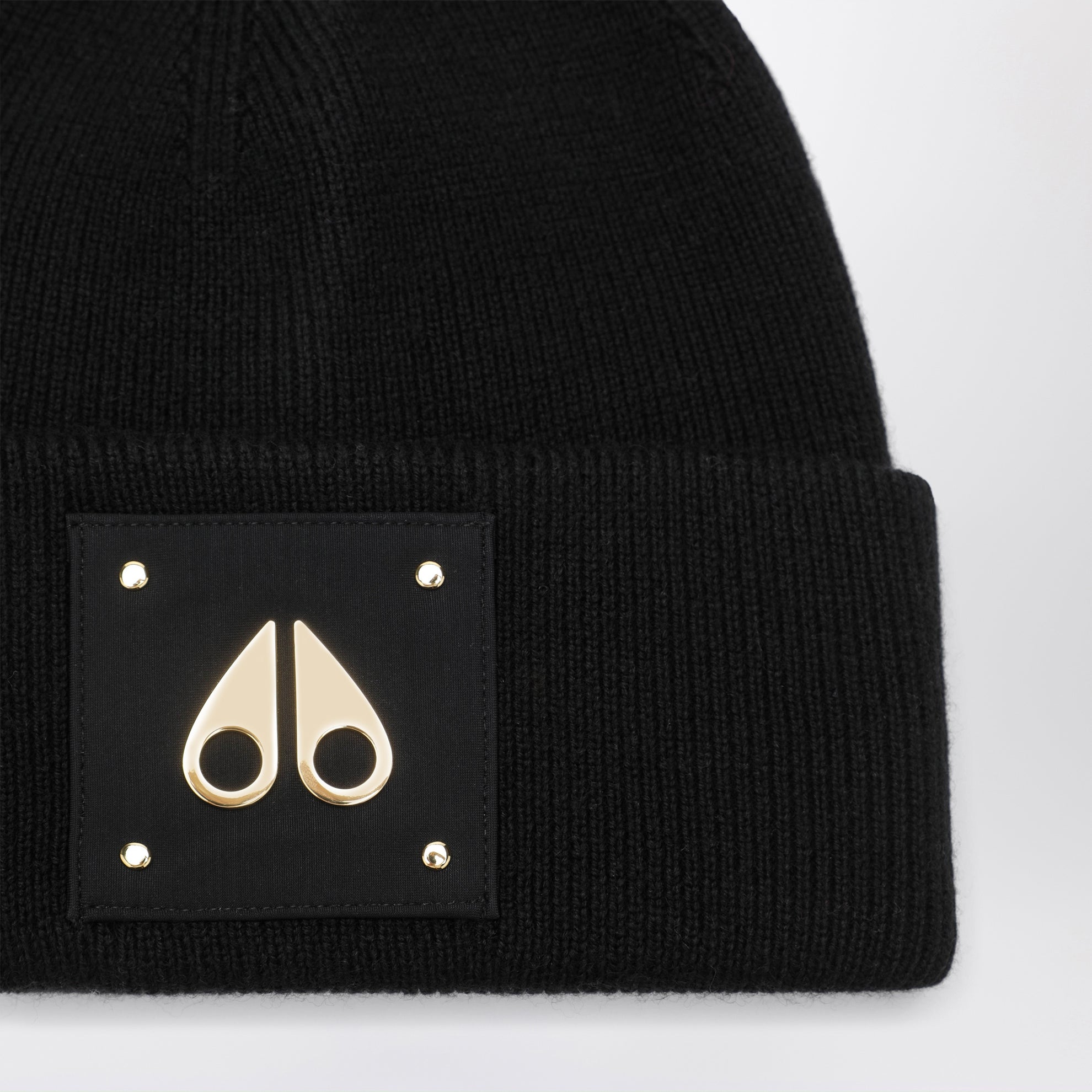 Bonnet en laine noire Gold Series Icon