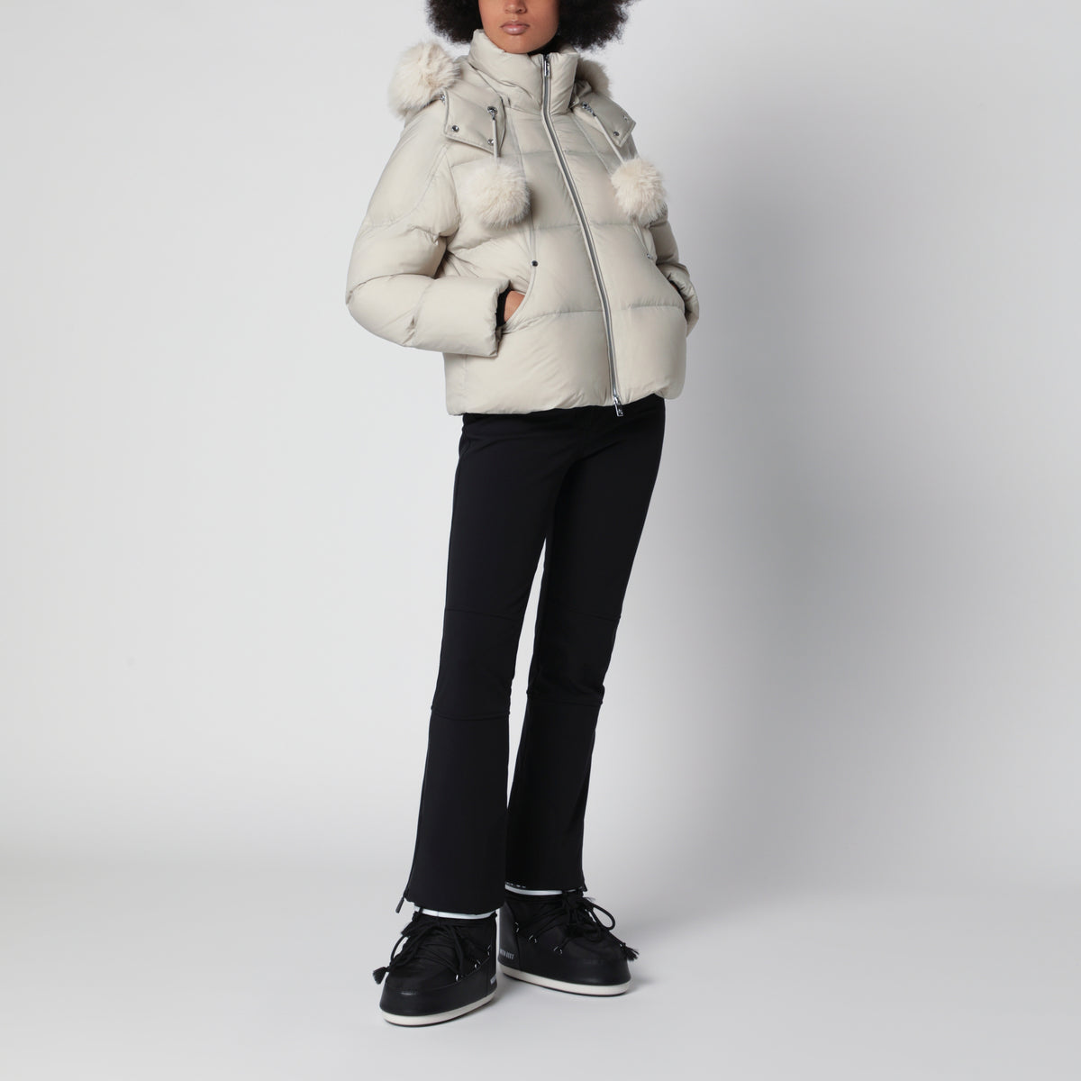 Piumino Everest color alabastro in nylon