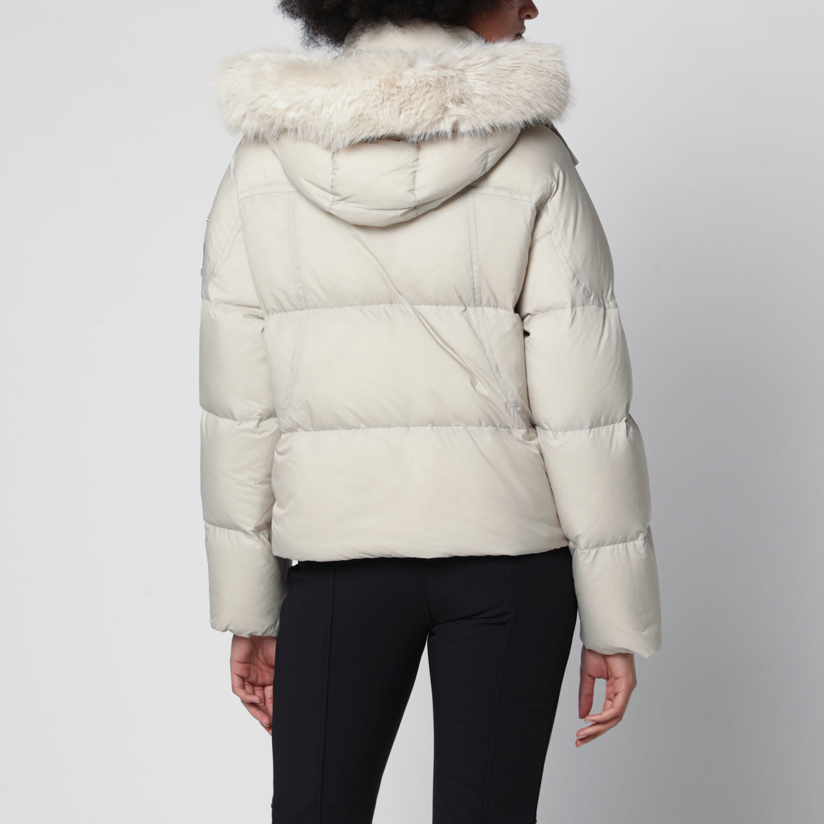 Piumino Everest color alabastro in nylon