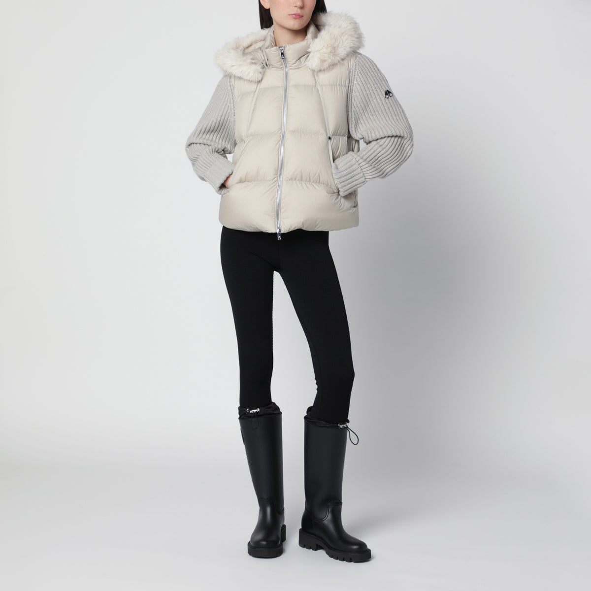 Alabaster Everest down jacket in nylon and wool