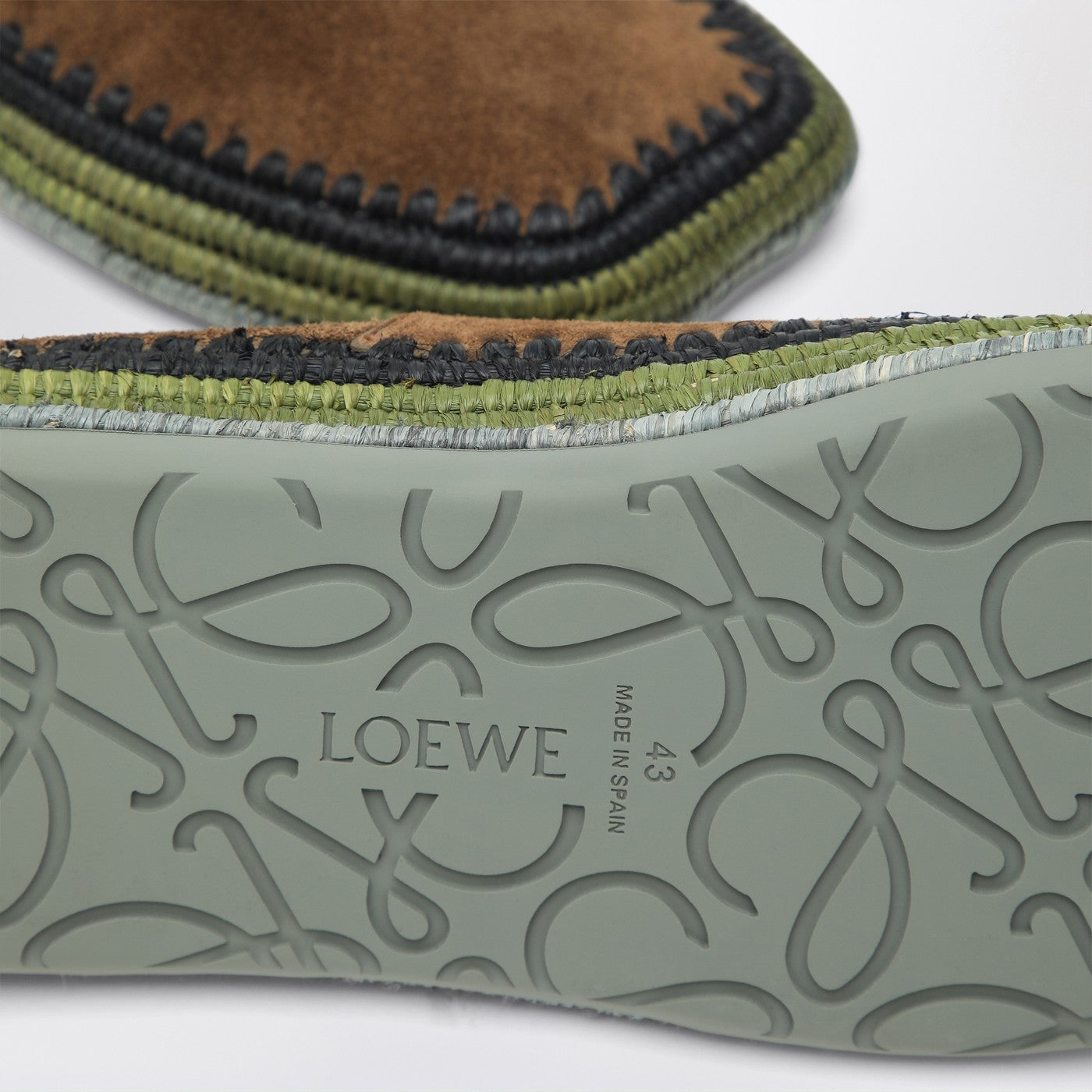 Slipper Rio marrone in suede e rafia