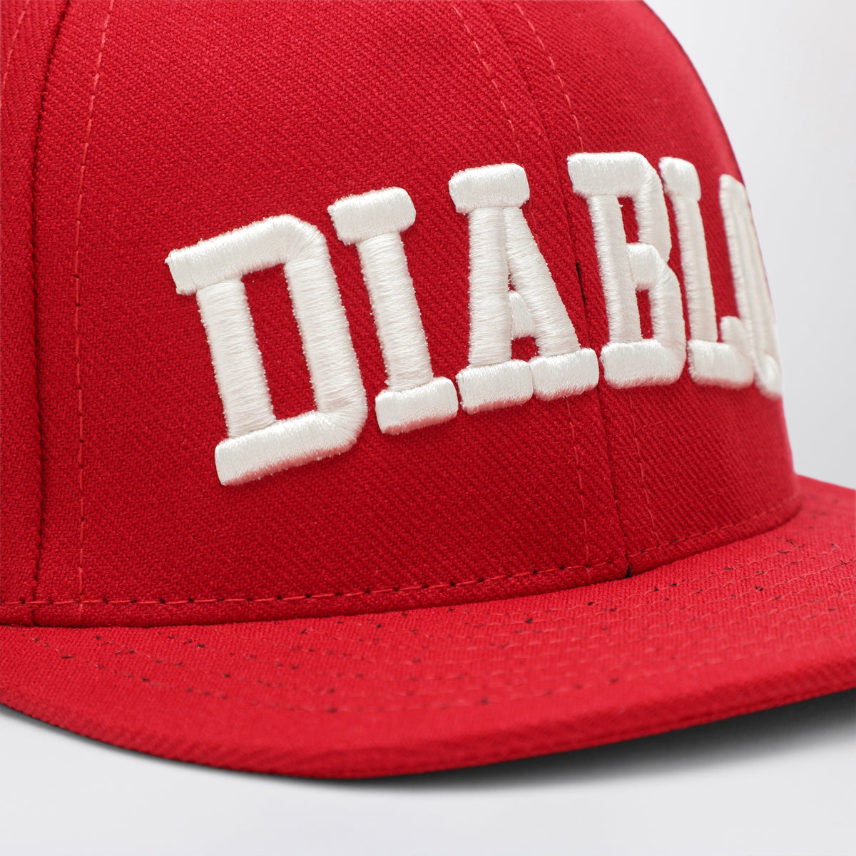 Rote Diablo Cap aus Polyester