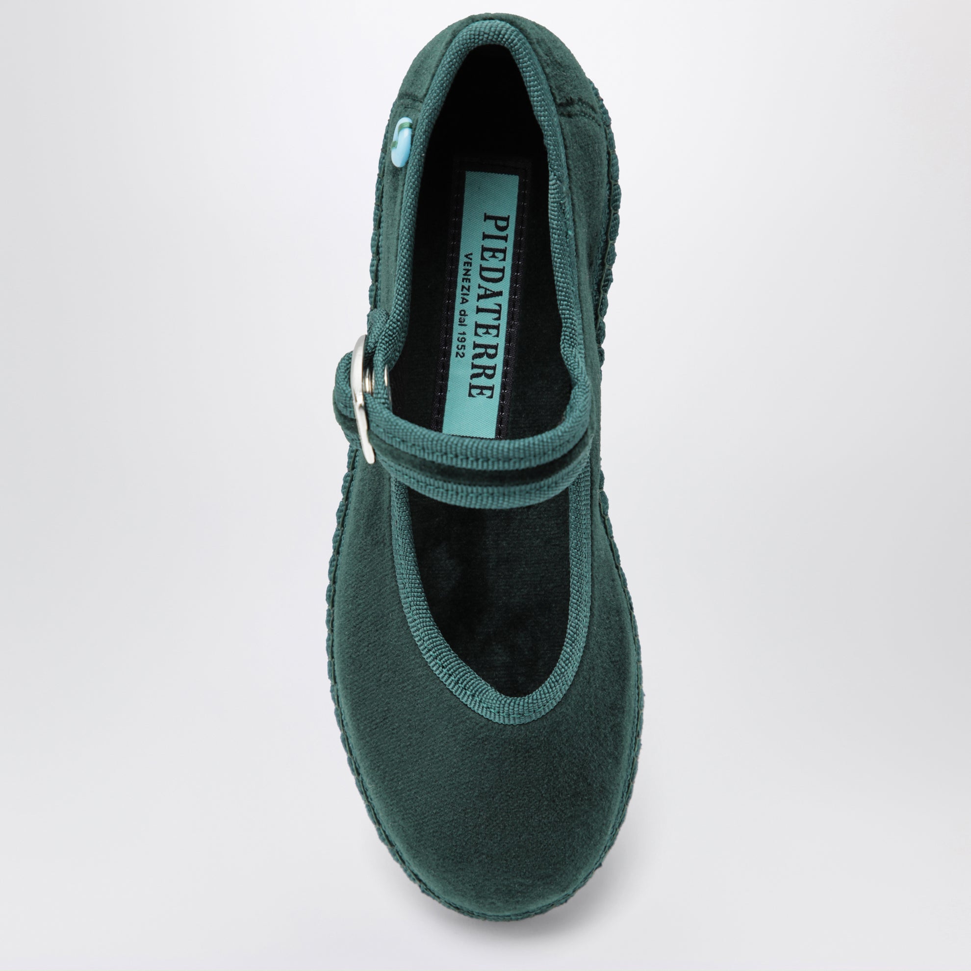 Carnia green Mary Jane in velvet