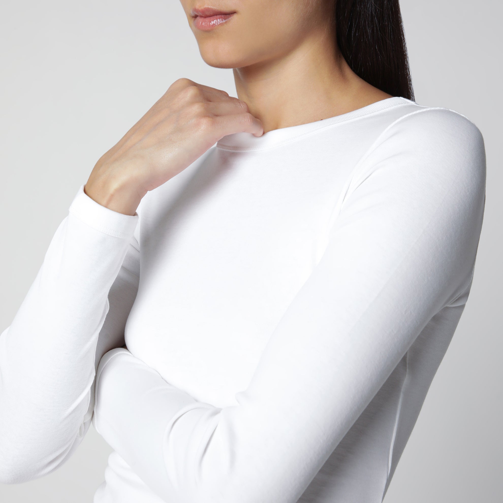 White Max Organic Cotton Long-Sleeve T-Shirt
